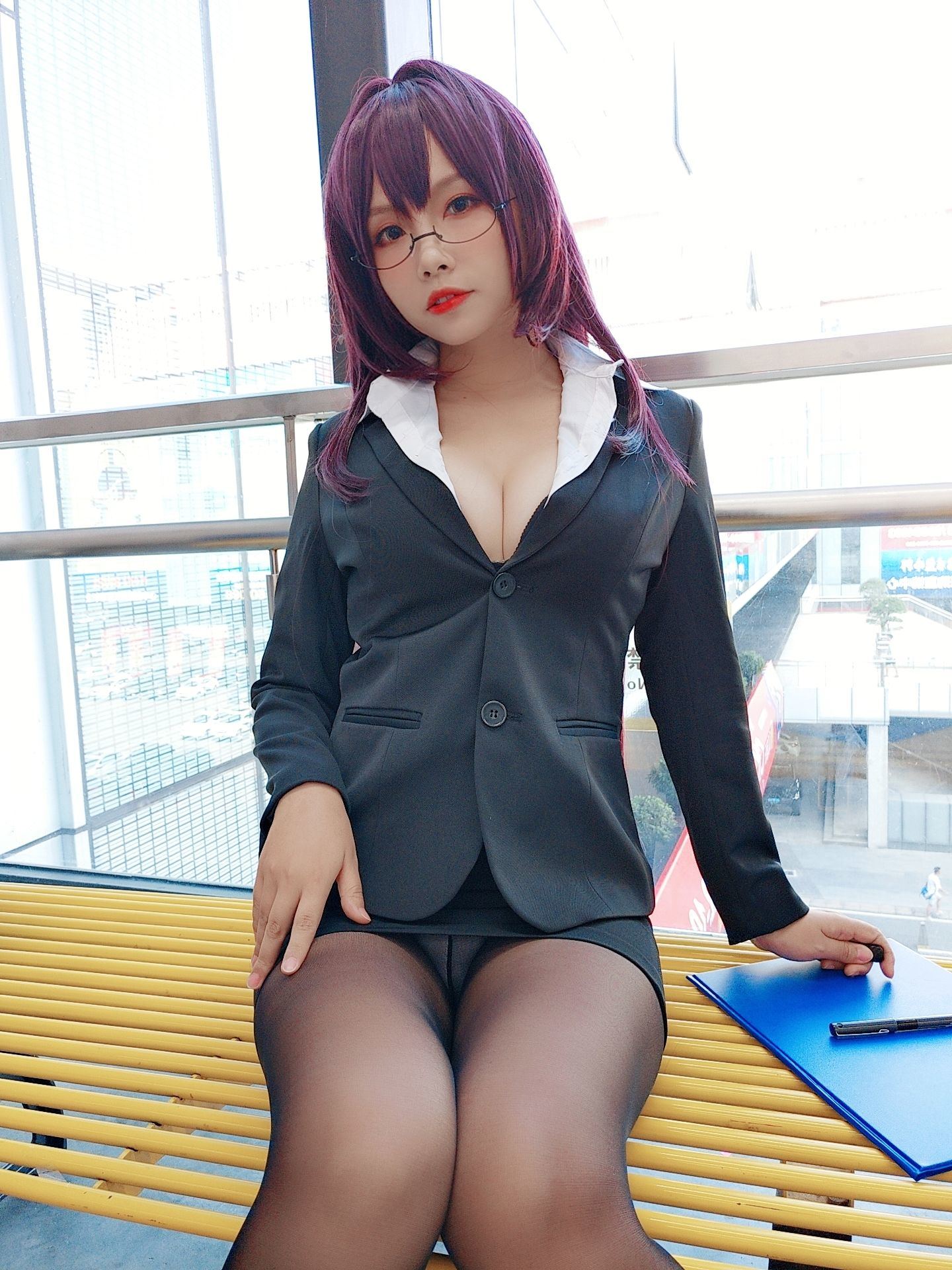 [Cosplay] Neko-vi-Scha chụp ảnh tự sướng.