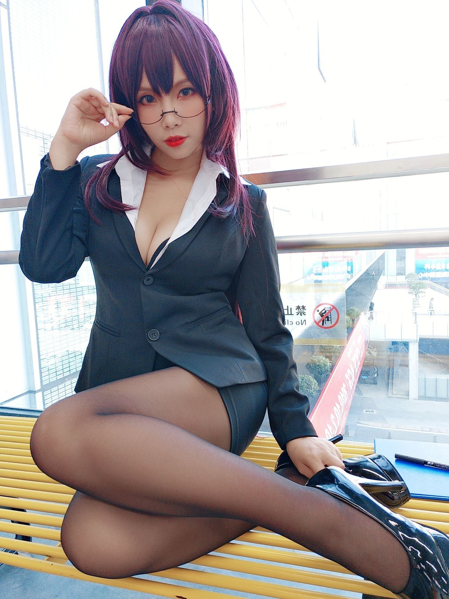 [Cosplay] Neko-vi-Scha chụp ảnh tự sướng.