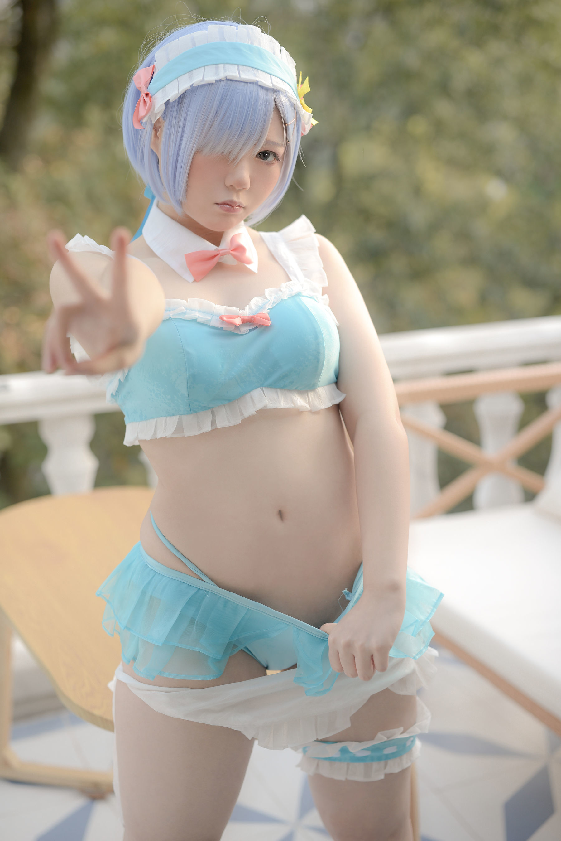 Cosplay] Kyou Nikuniku Vol.20 Ở hồ bơi ngoài trời