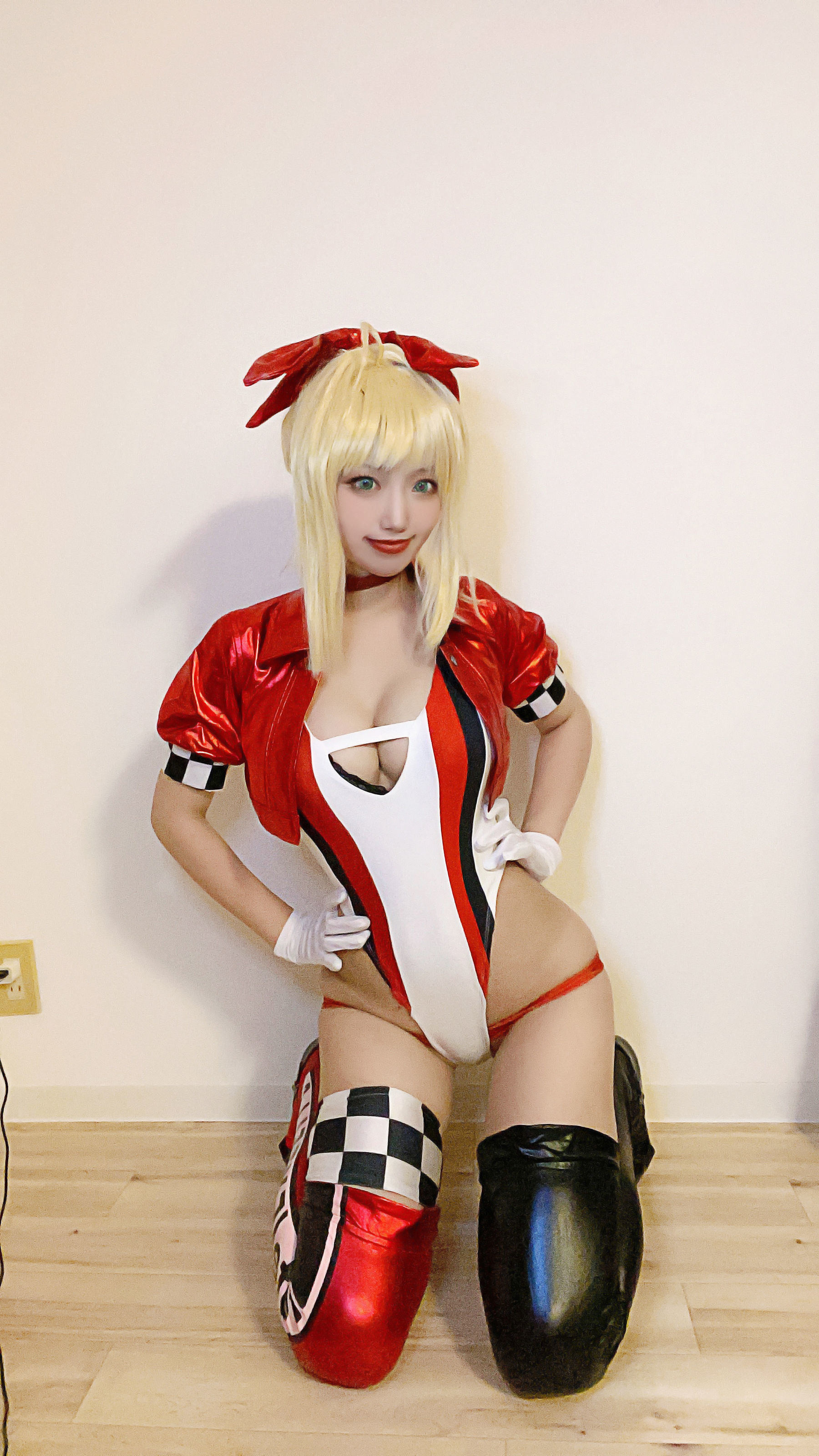 Cosplay] Blogger anime Qi Qi Celia - Nero Đua Xe