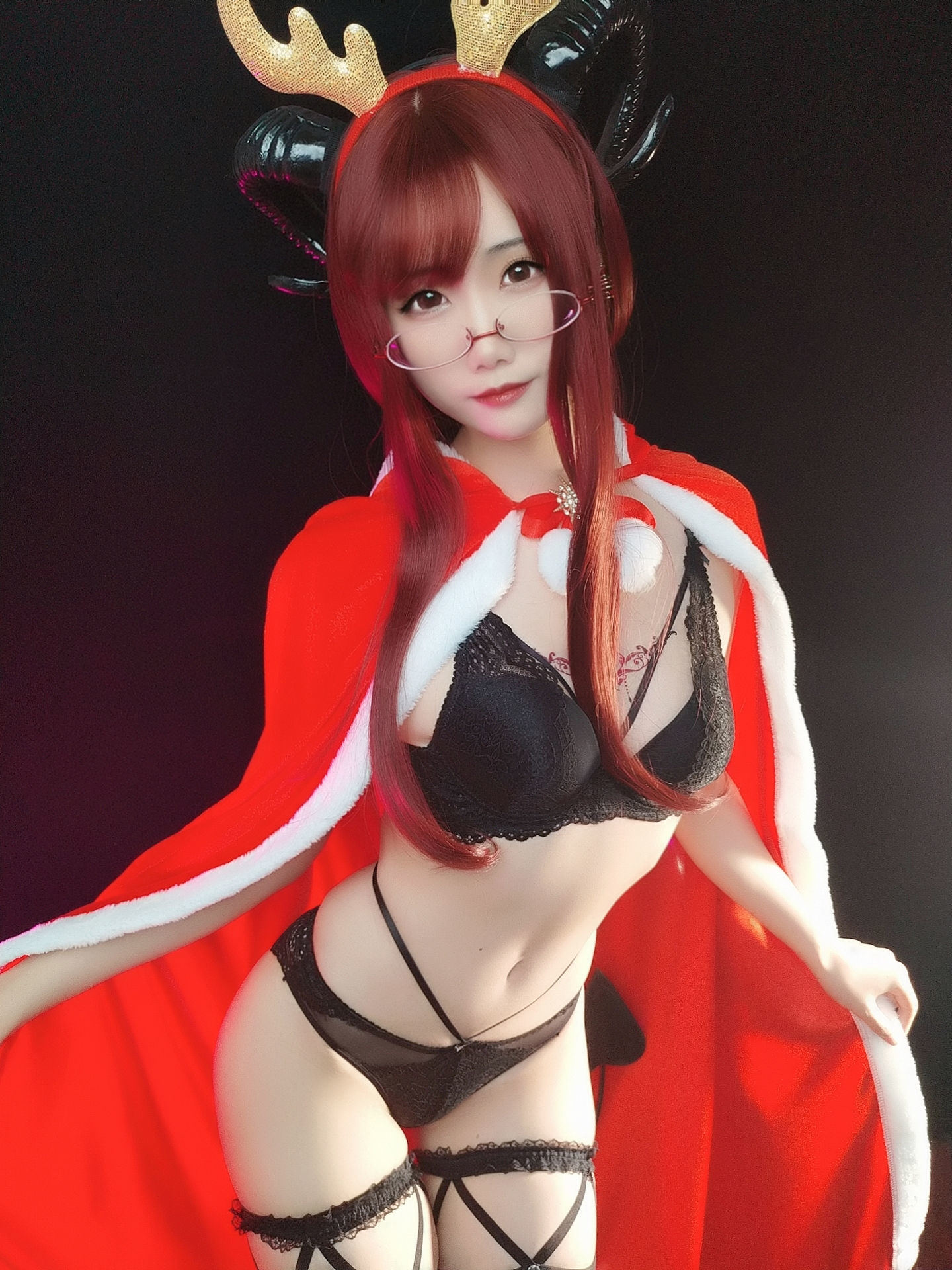 Cosplay] Blogger anime Hiểu Mỹ Mẹ - (Tự sướng Giáng Sinh) Tuyết Dạ Mị Ma