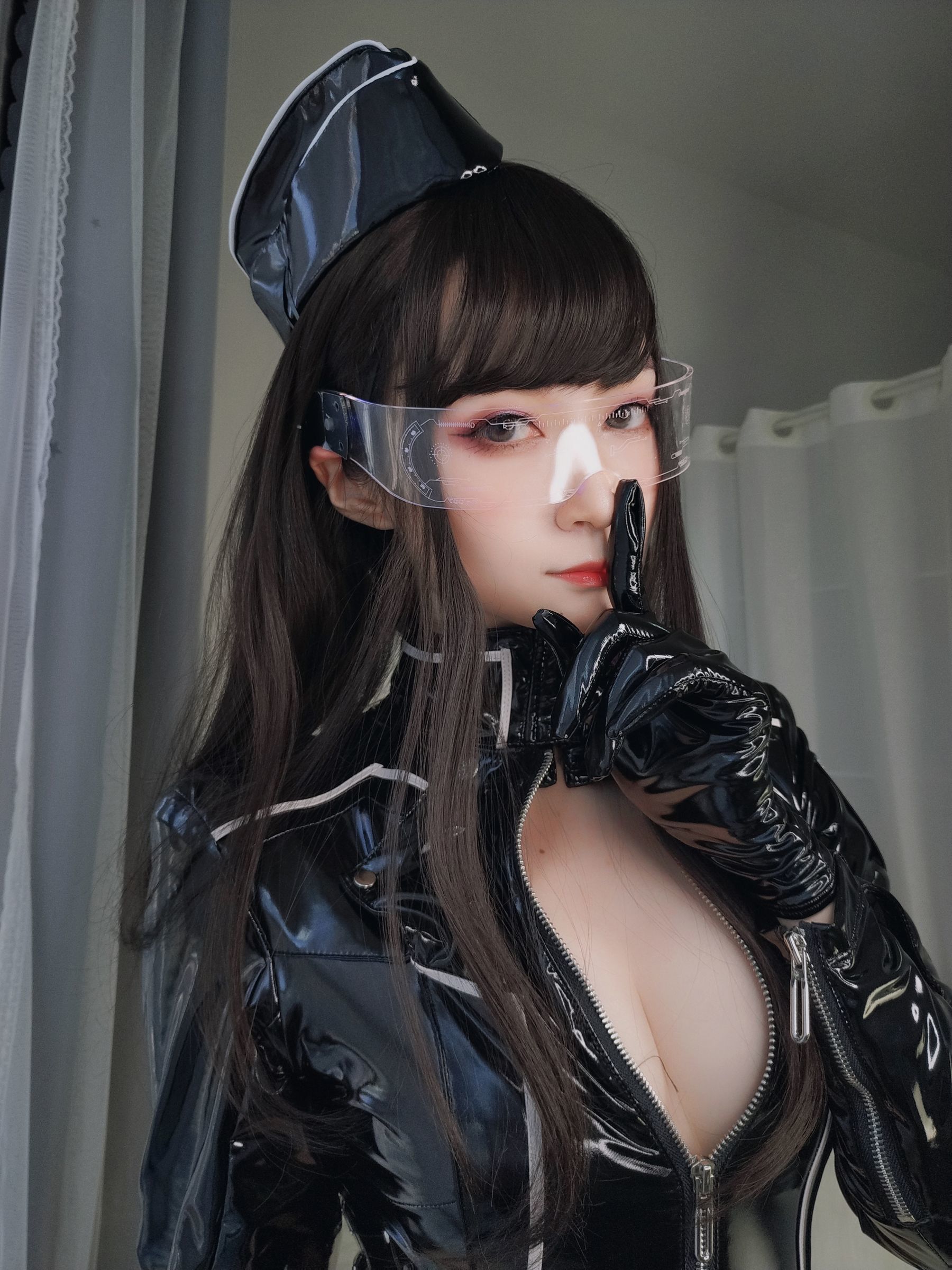 Cosplay] Coser Miss Silver - Communications Officer