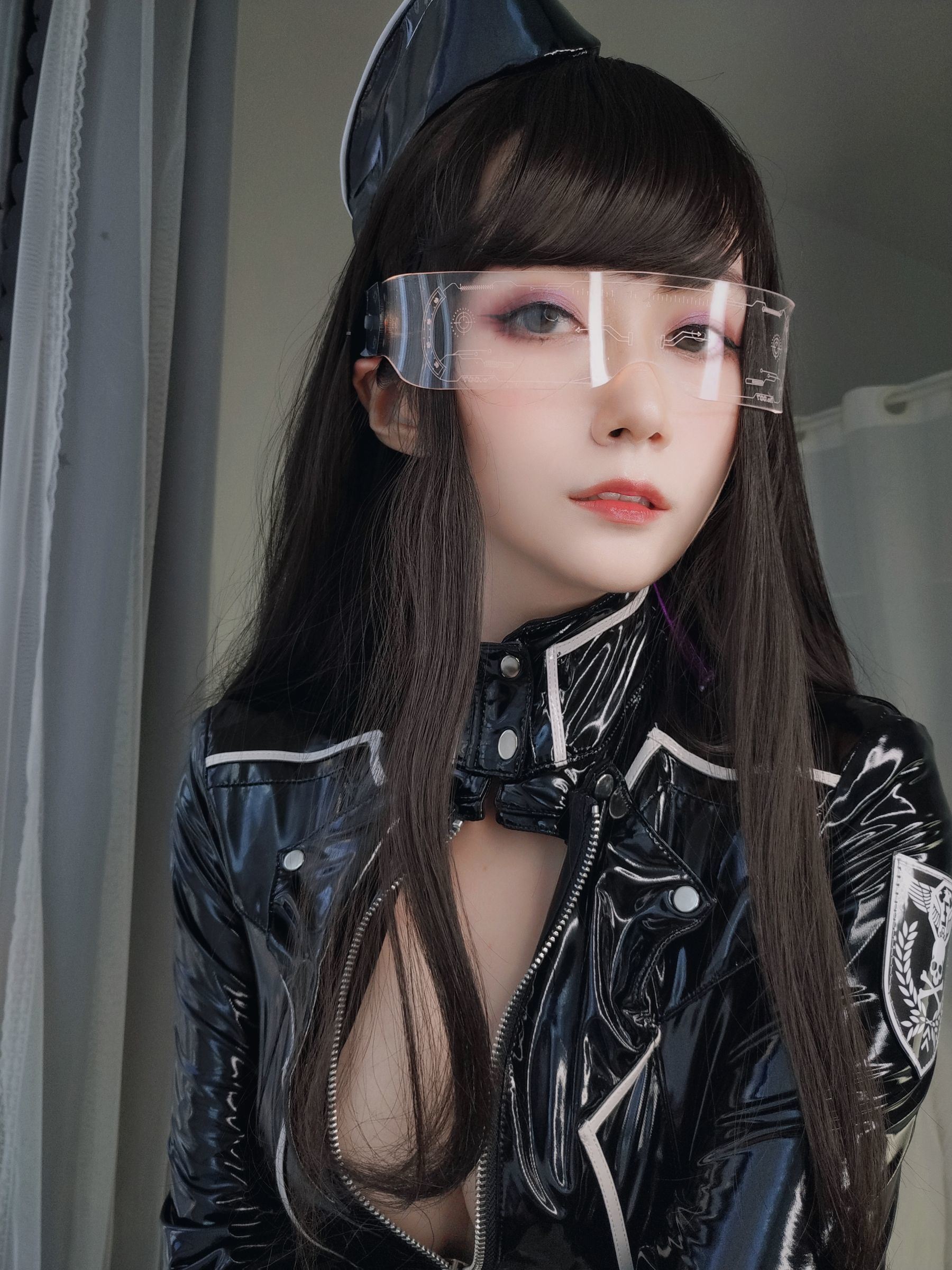 Cosplay] Coser Miss Silver - Communications Officer