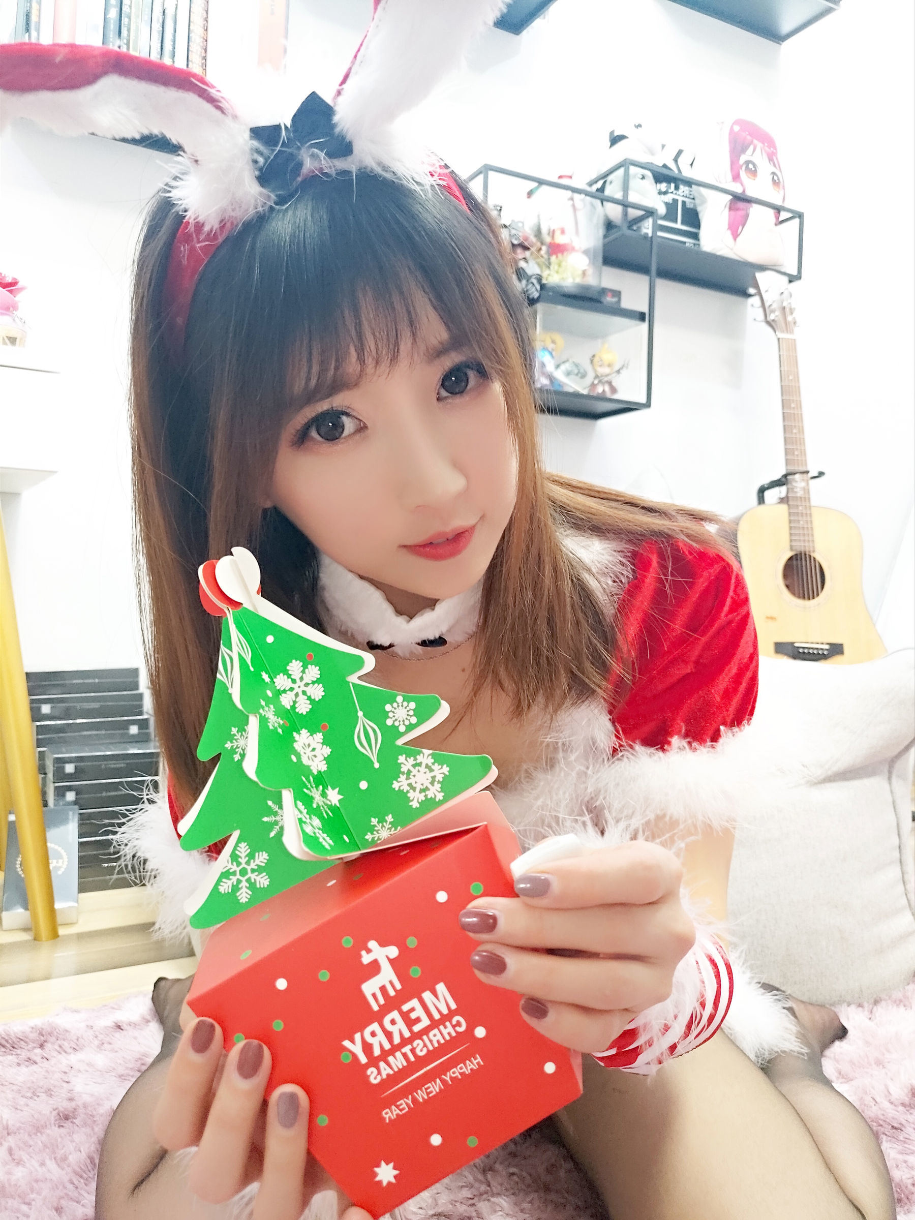 Cosplay] Douyu Streamer Little Witch Luna - Christmas Outfit