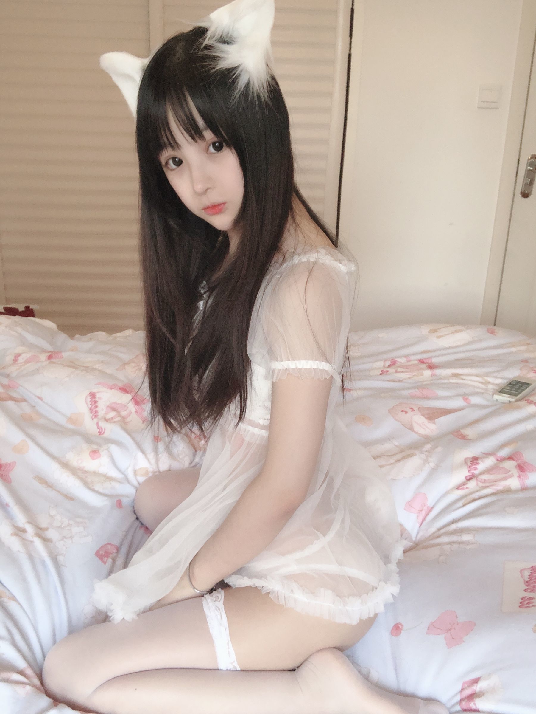 Cosplay] Sakurai Ningning - Mèo Trắng Nhỏ Ren Nội Y