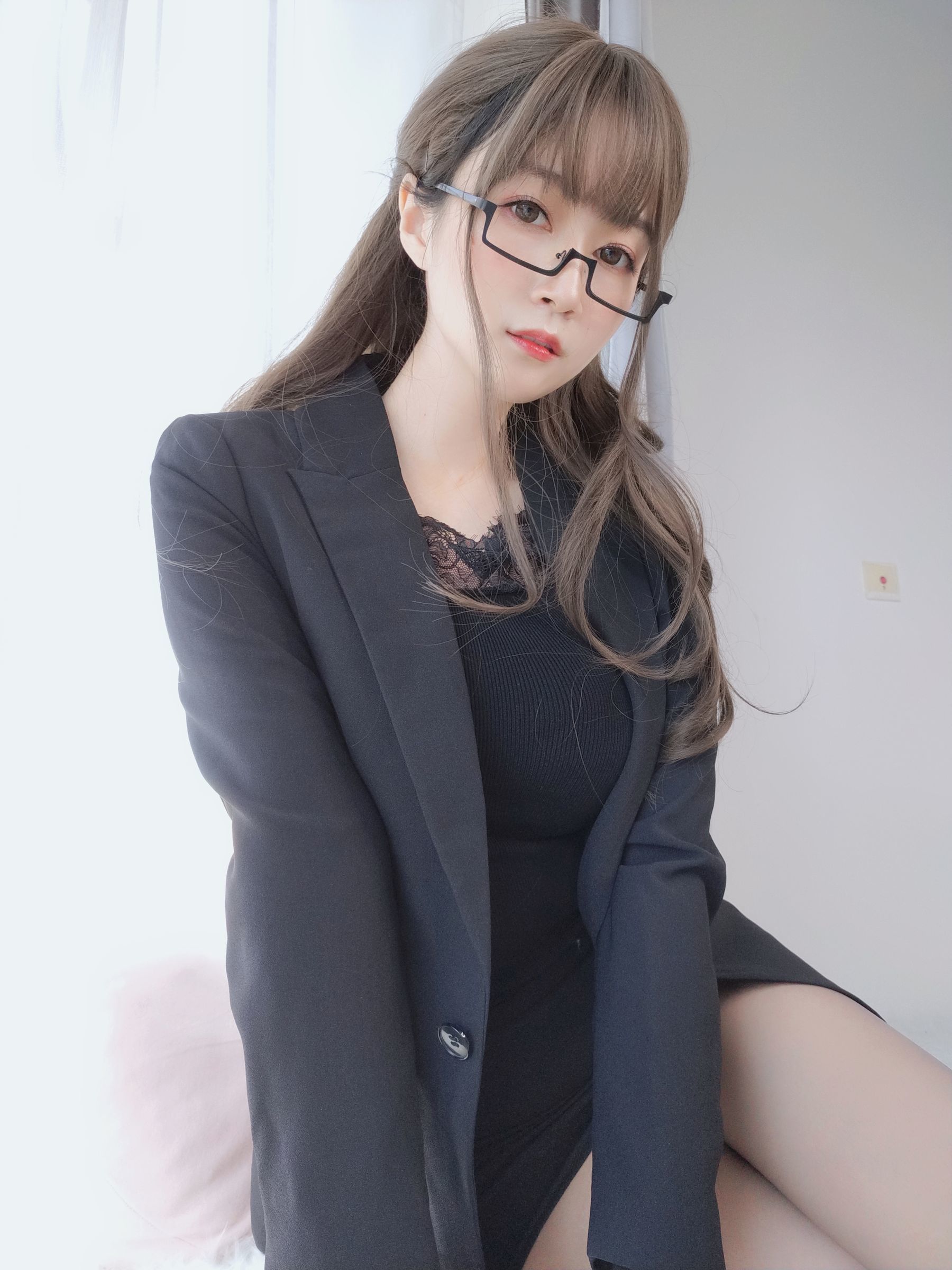 Cosplay] Coser小姐姐白銀 - 黑西服