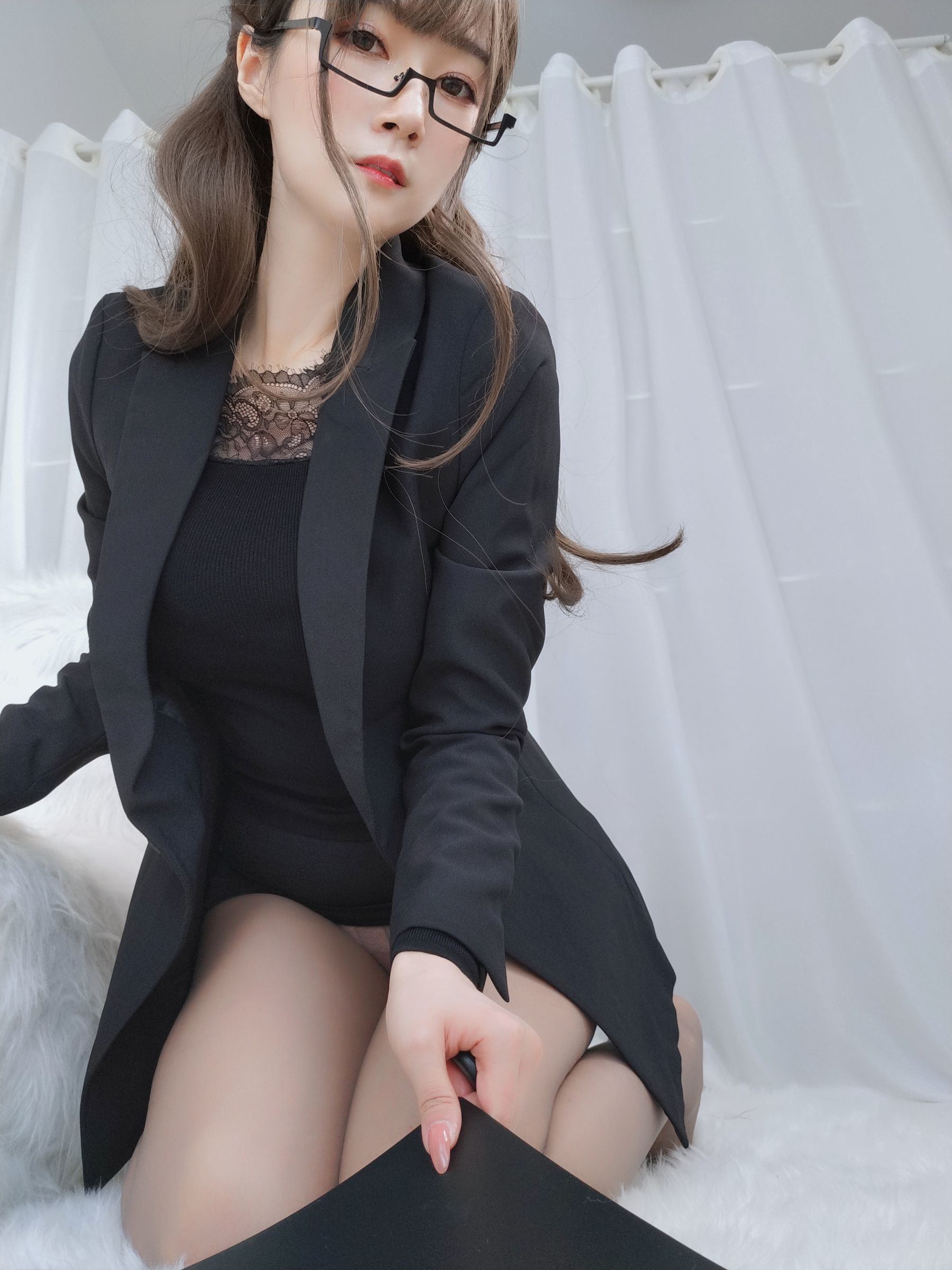 コスプレ] コーサー 小姐姐 白銀 - 黒西服