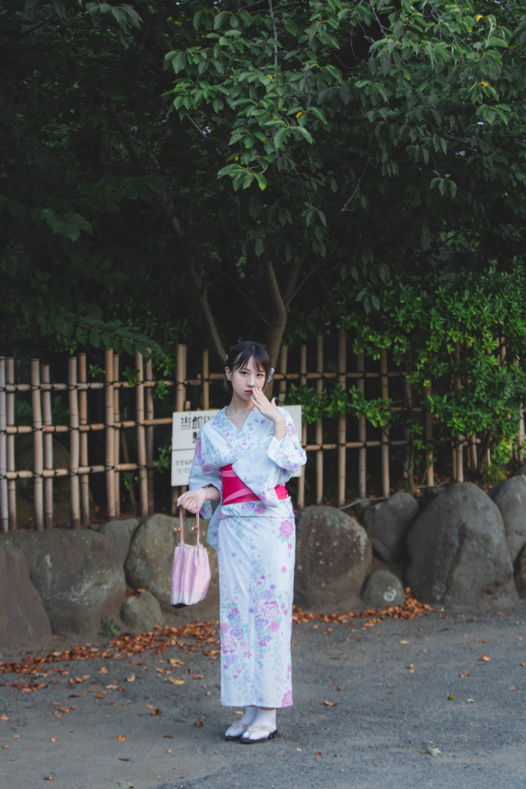 Cosplay] Cô gái 2D Niệm Tuyết ww - Sự việc tháng Sáu