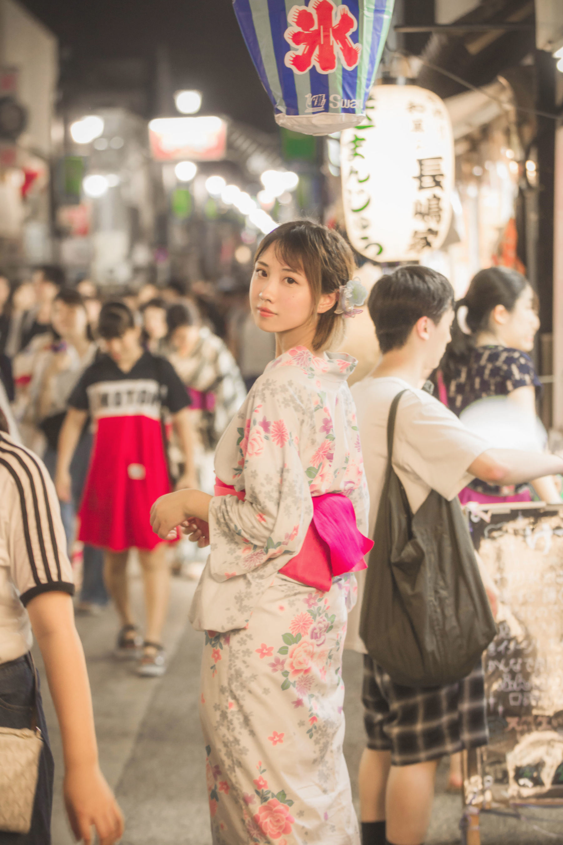 Cosplay] Cô gái 2D Niệm Tuyết ww - Sự việc tháng Sáu