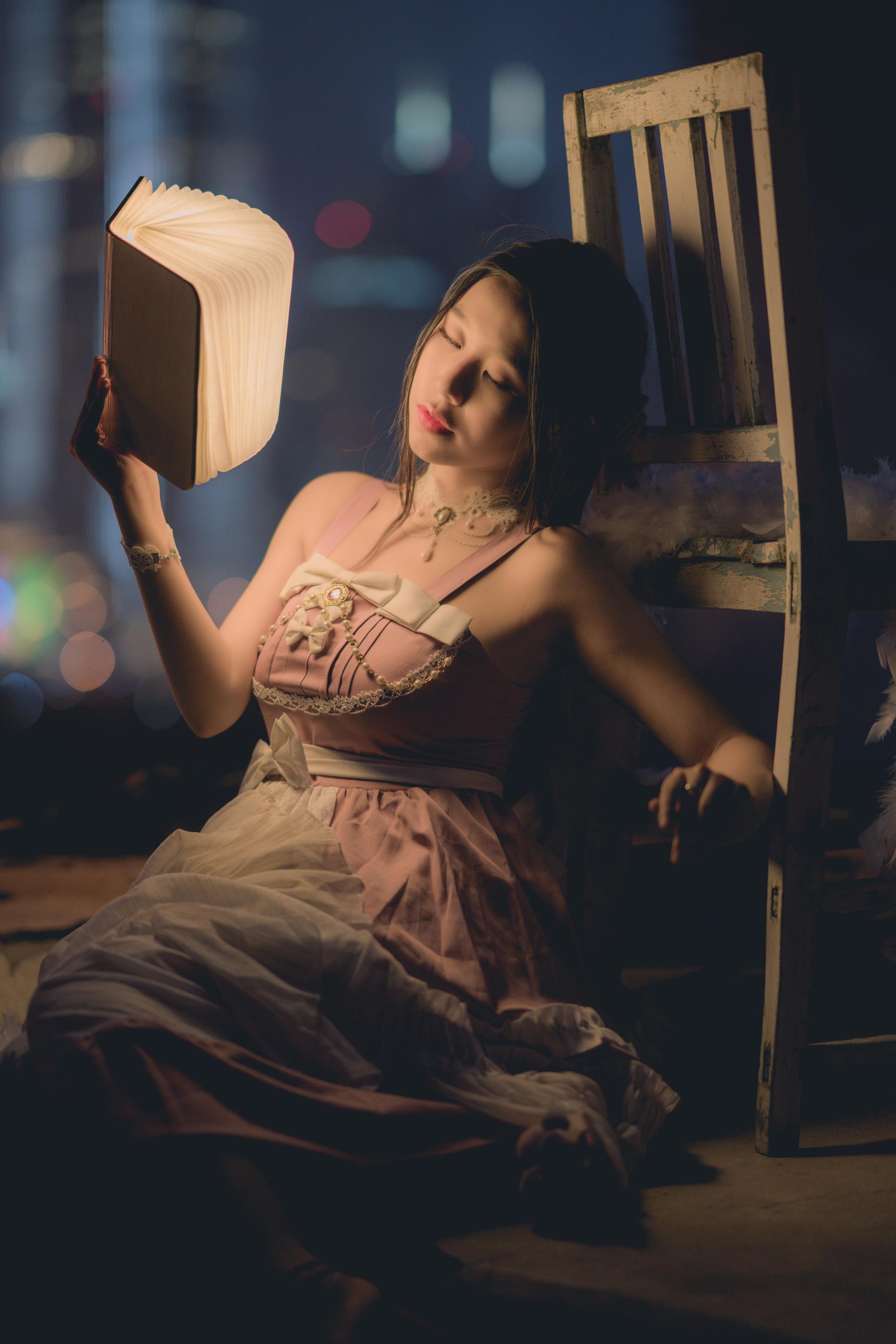 Cosplay] Anime Blogger Mu Ling Mu0 - Reading
