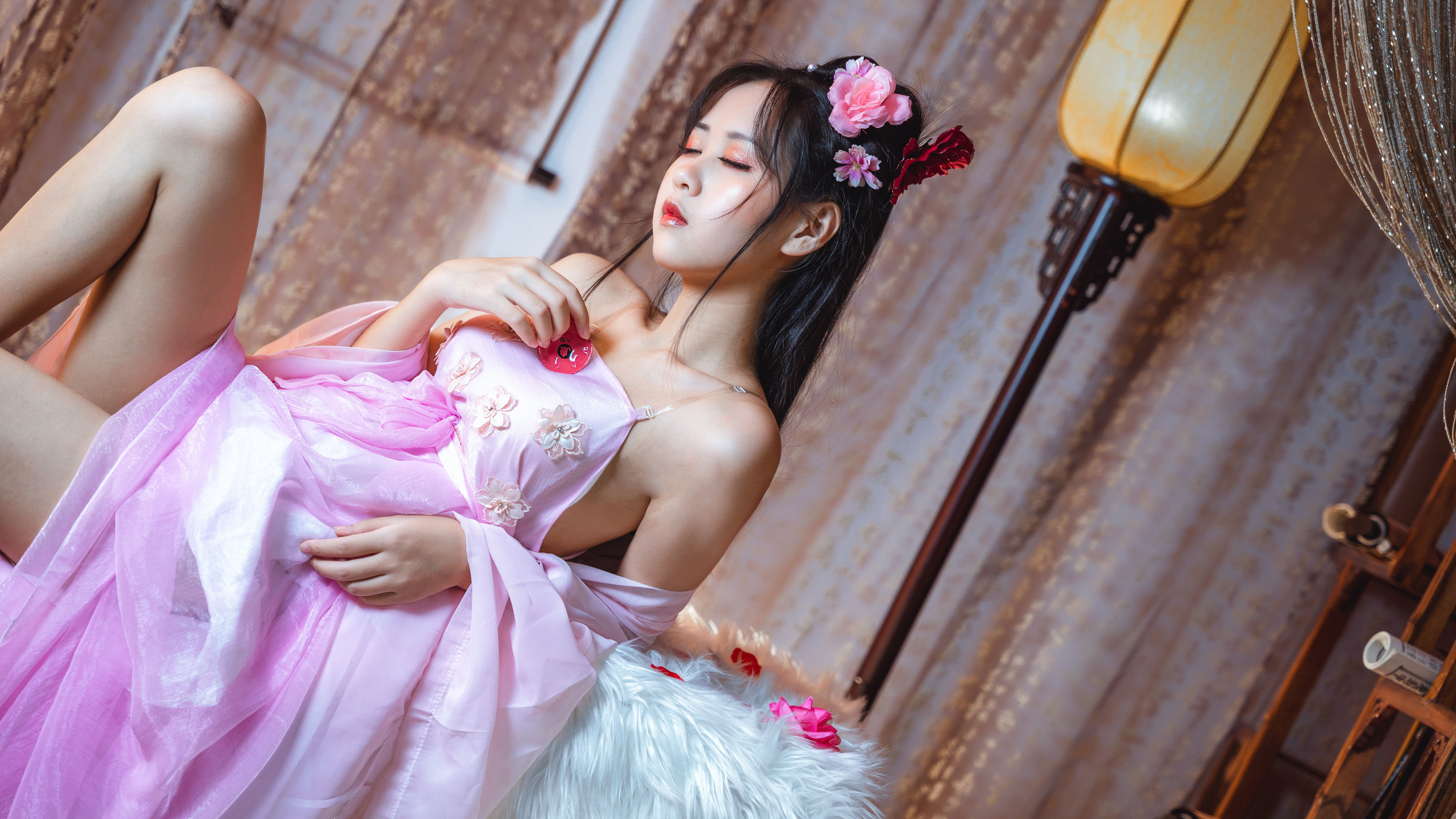 Cosplay] Cô gái xinh đẹp rực rỡ Mộng Nha Nhi o0 - Đại Tượng Đại Diện