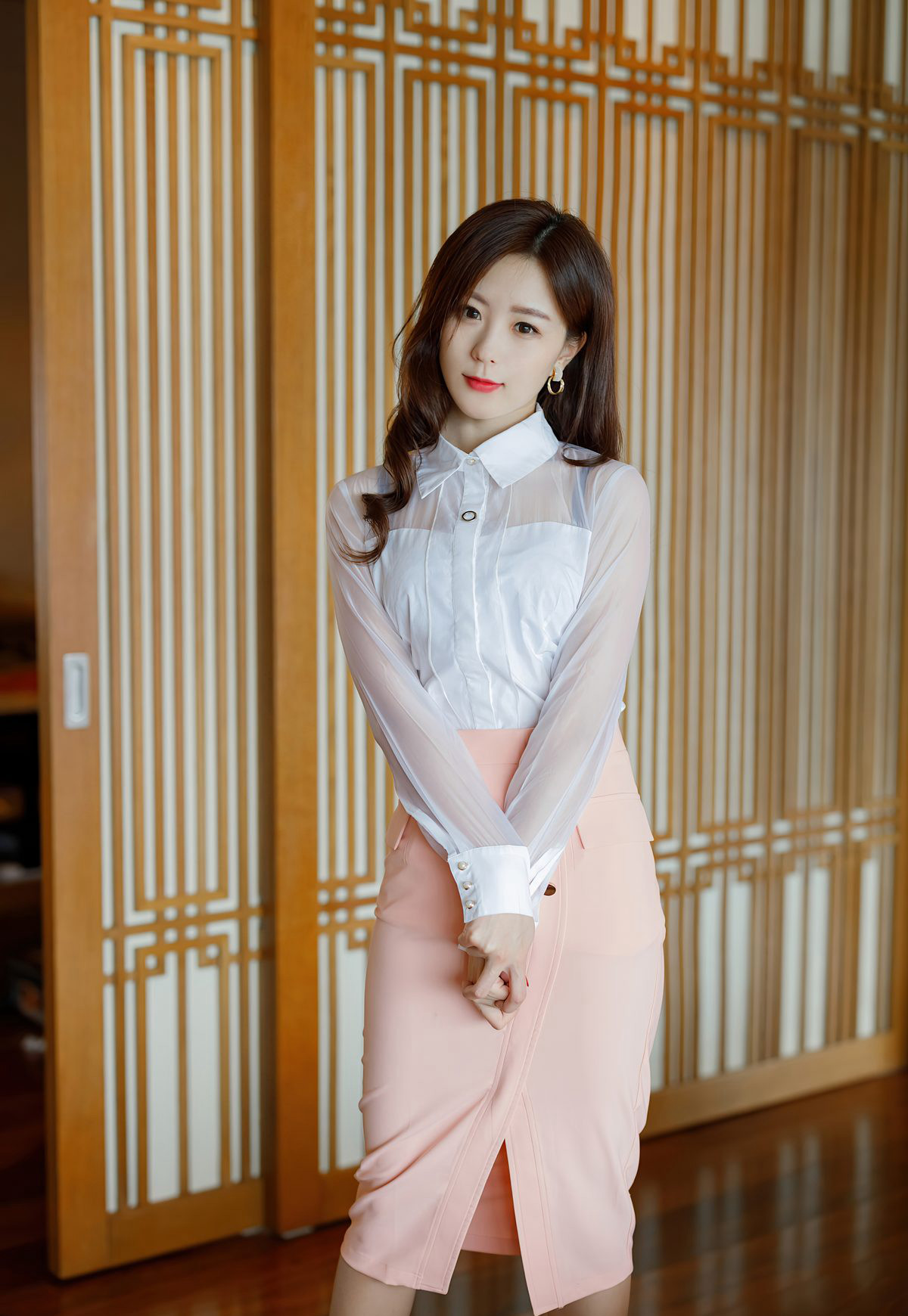 Aimi She sexy goddess Yang Zi Yan sexy uniform temptation stockings beautiful legs jade feet