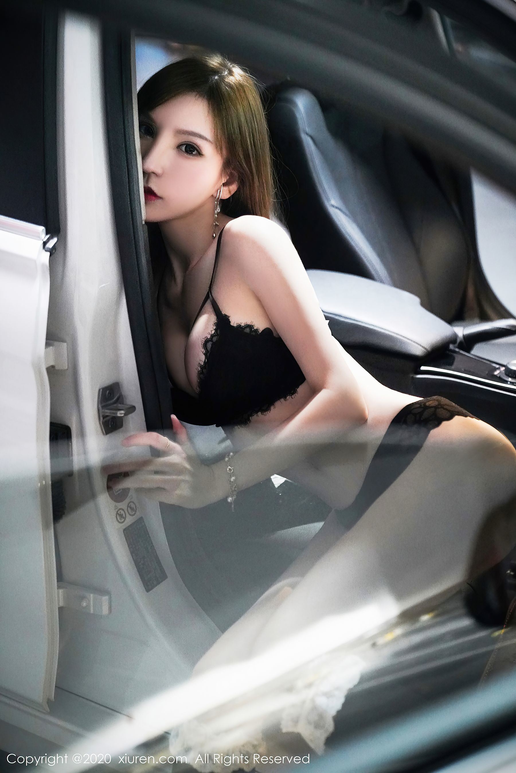 ซิ่วเหรินXIUREN] No.2832 โจว หยู่ ซี แซนดี้