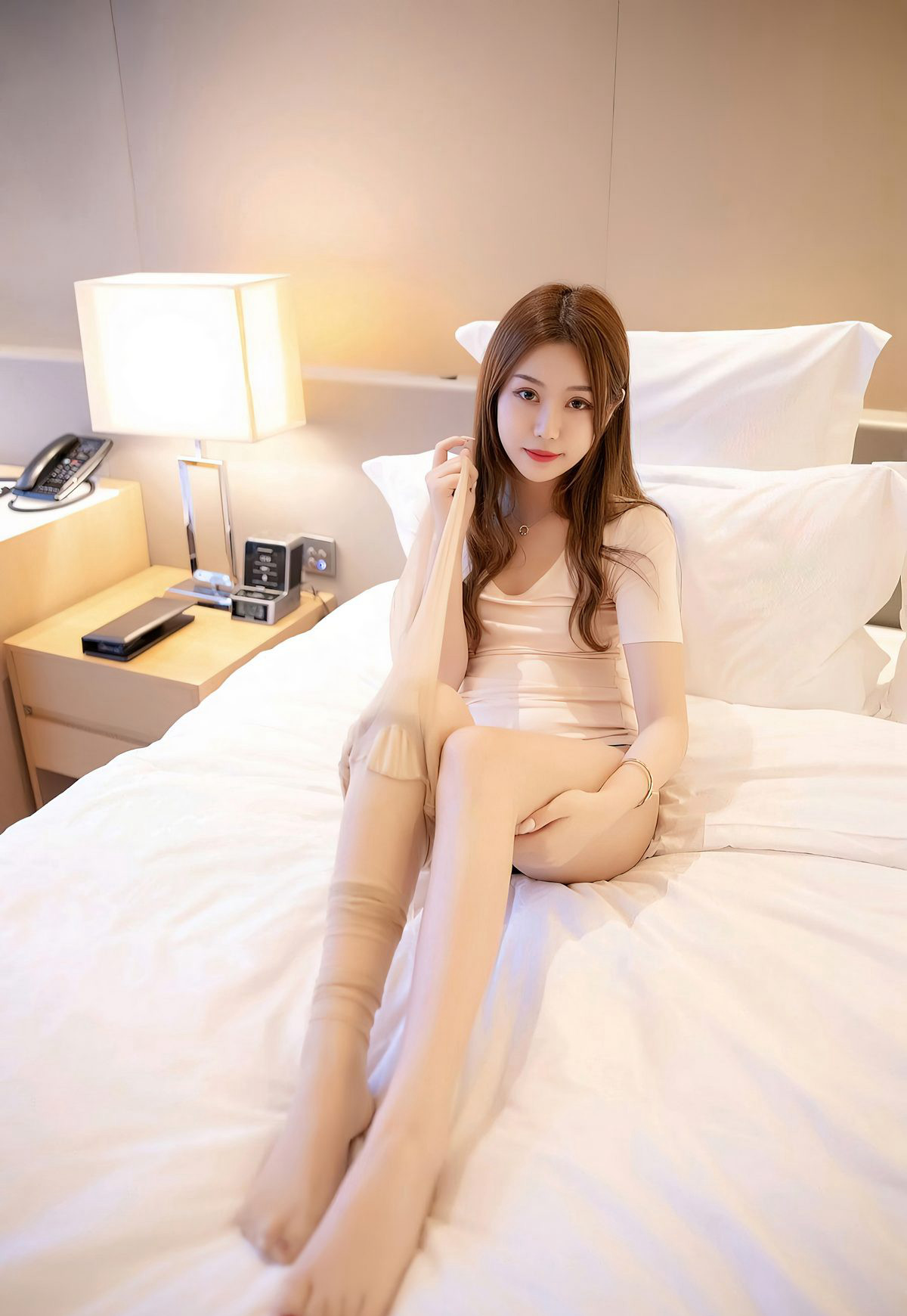 육실크스타킹 몽반 극품 미다리 섹시 침대자세 소녀 세트