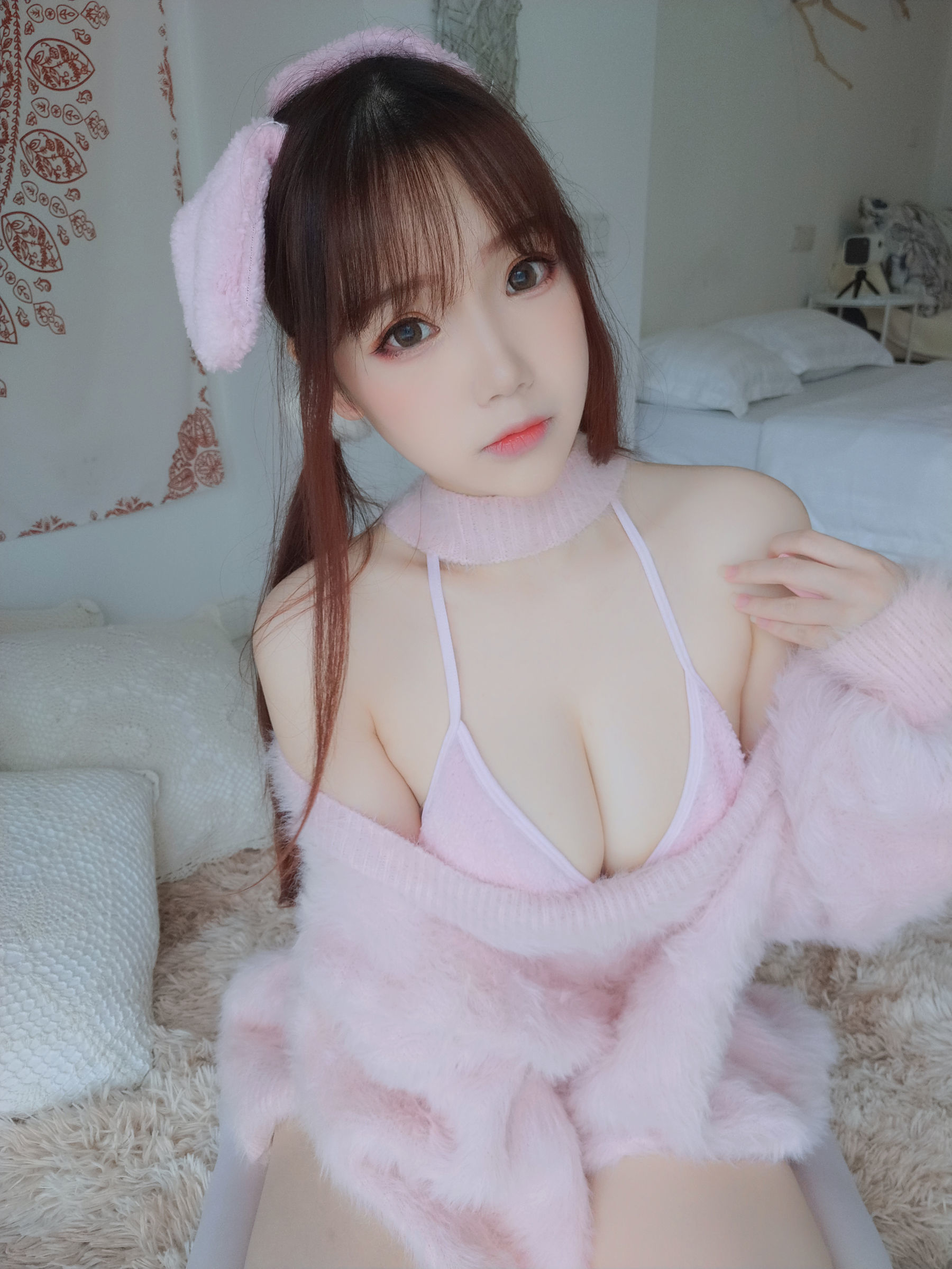 COS Phúc lợi] Blogger Anime Tuyết Thanh Astra - Câu chuyện Nông trại Thỏ tai cụp