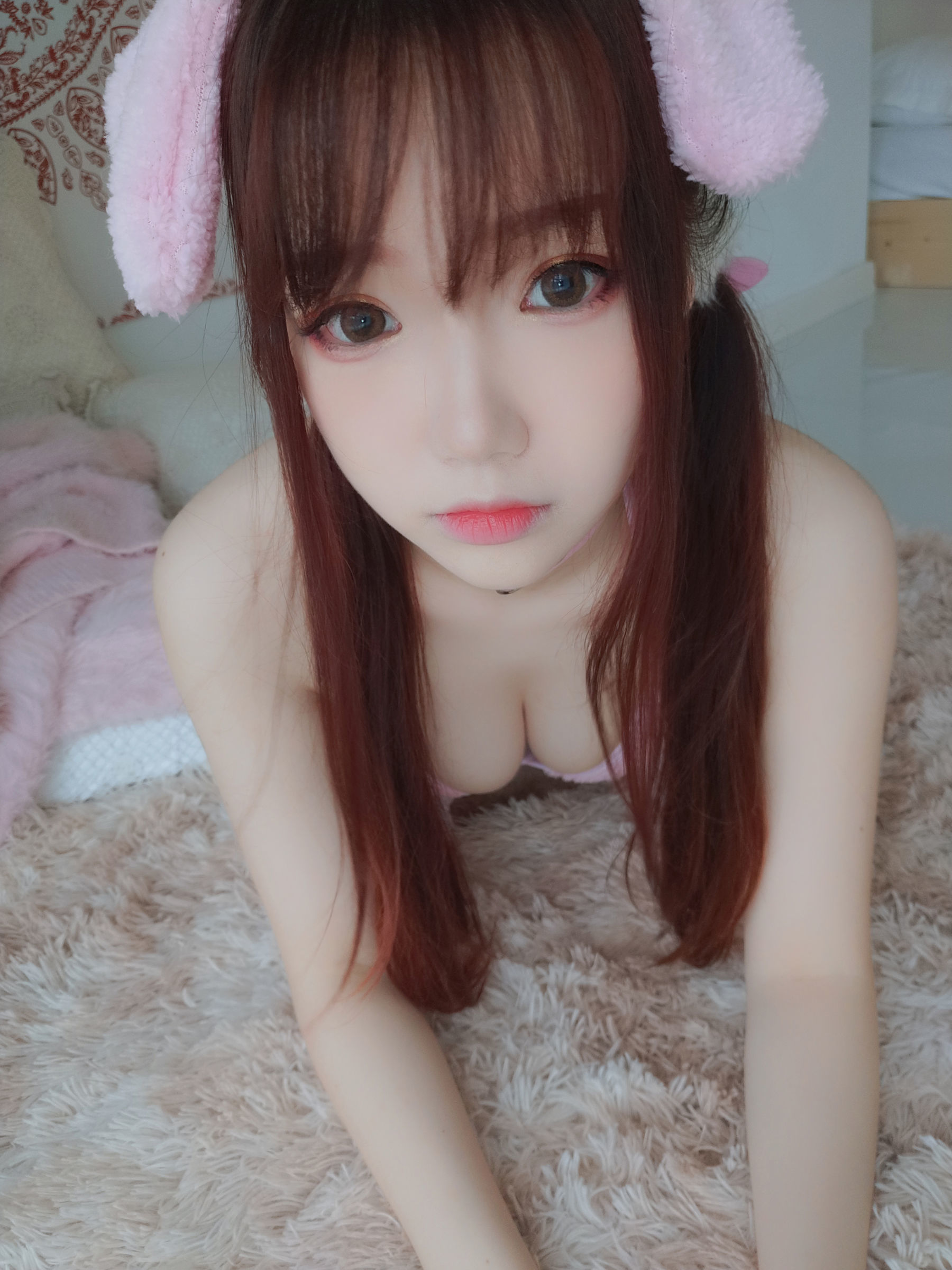 COS Welfare] Anime Blogger Xue Qing Astra - Harvest Moon Lop-Eared Rabbit