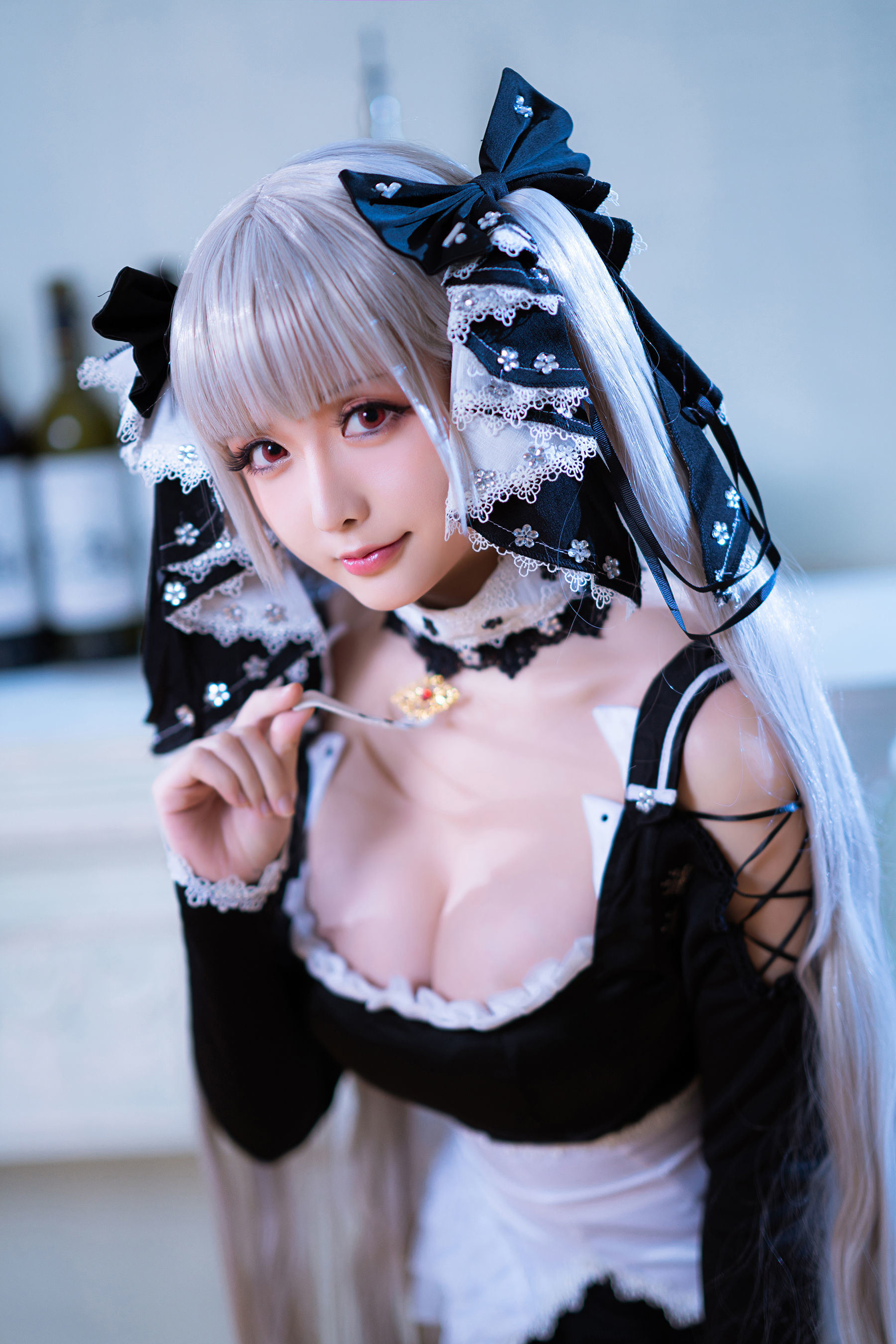 コスプレ福利] Coserさん星之遅遅 - R-Maid《可畏》