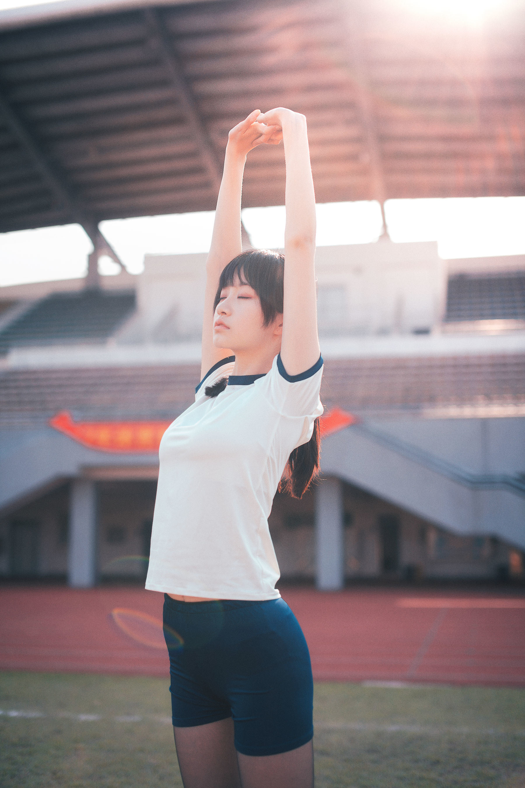 COS Phúc Lợi] COS Cô Gái Dễ Thương Cang Kỷ Cư Căng - Vớ Đen Đồ Thể Dục