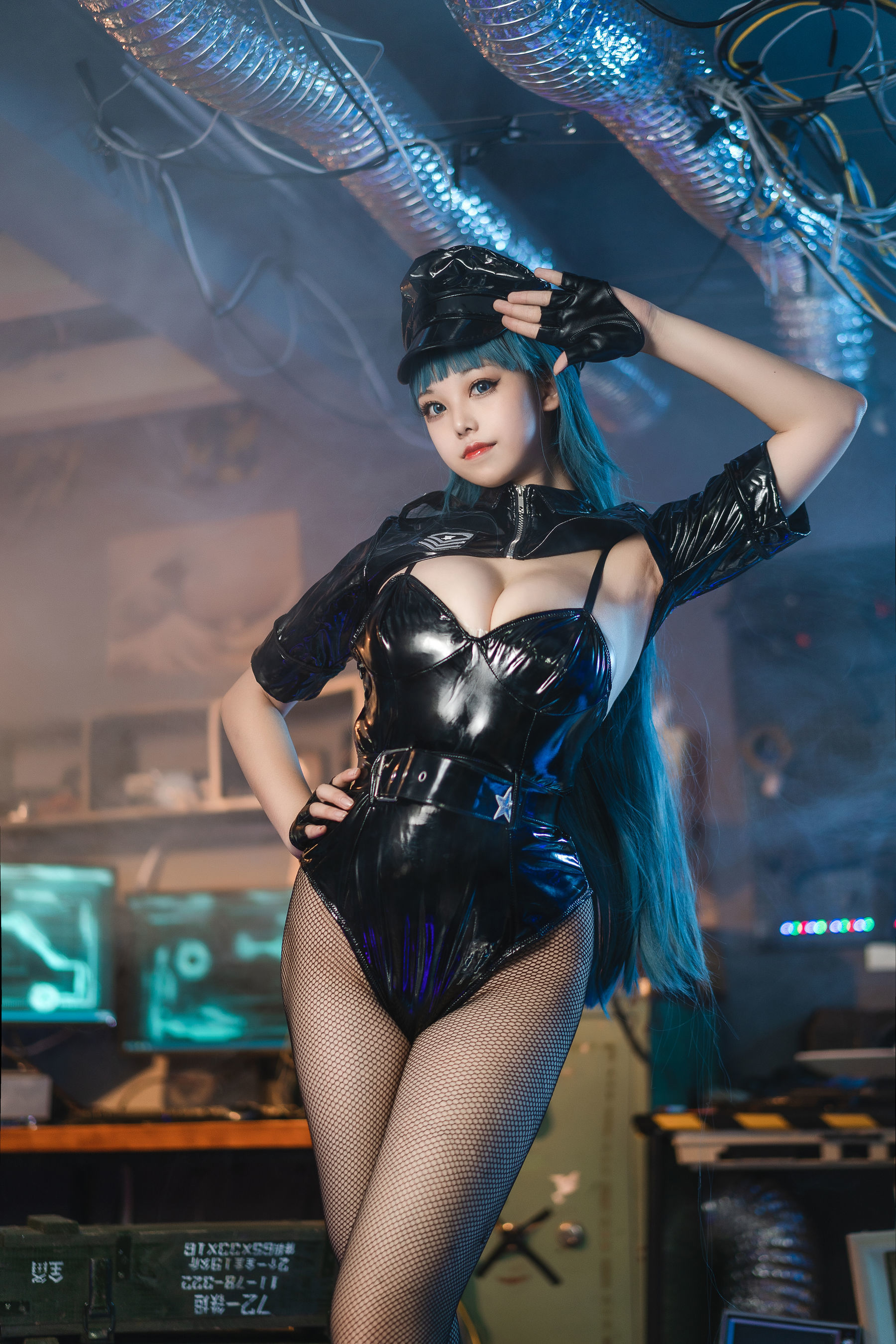 Cosplay Welfare] Moe-style Miss Honey Cat Qiu - Policewoman 2