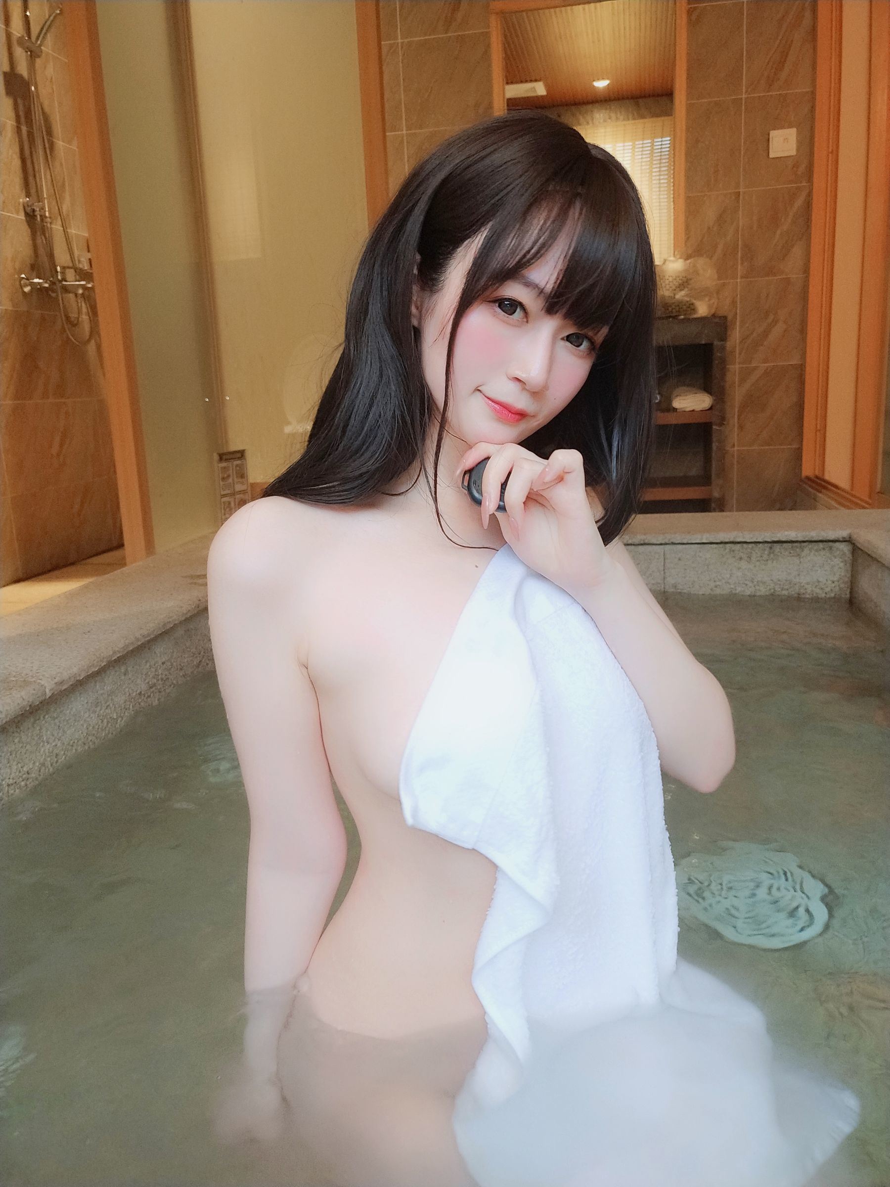 COSフクリ] Coserさん白銀 - 女子浴場(下)