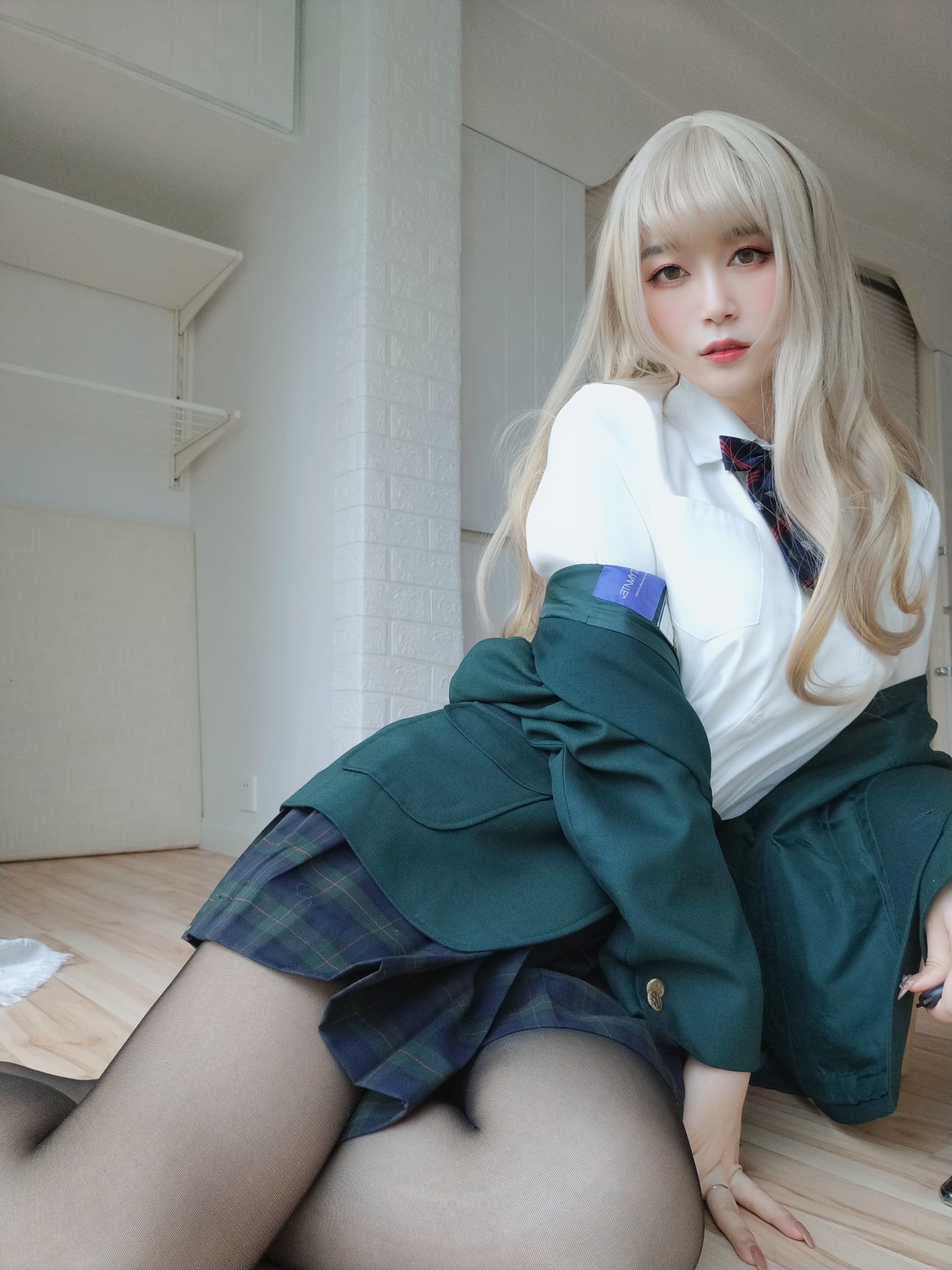 COS Welfare] Coser Miss Silver - Gray Space