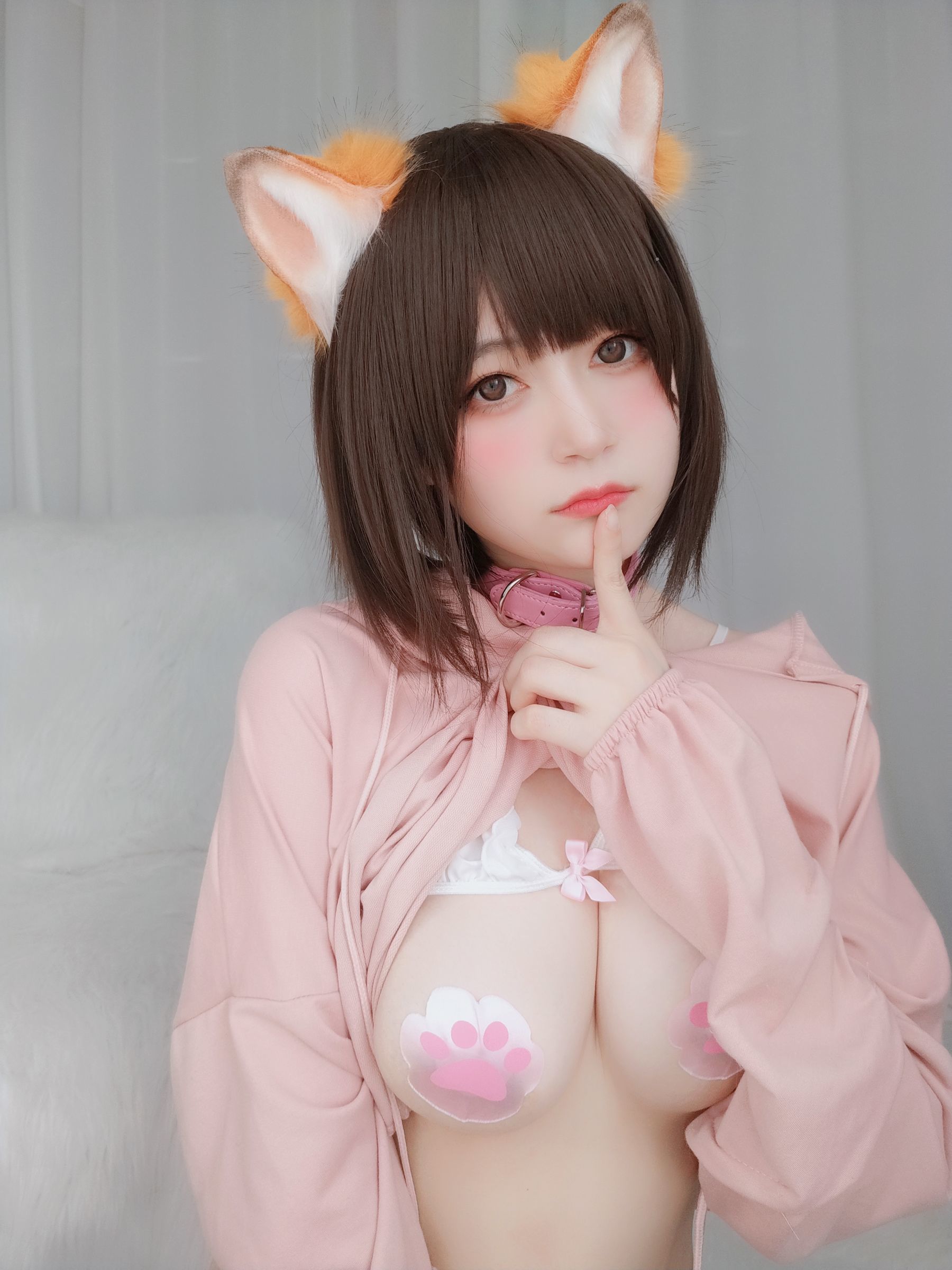 コスプレ福利] コスプレイヤーお姉さん白銀 - ピンク狐