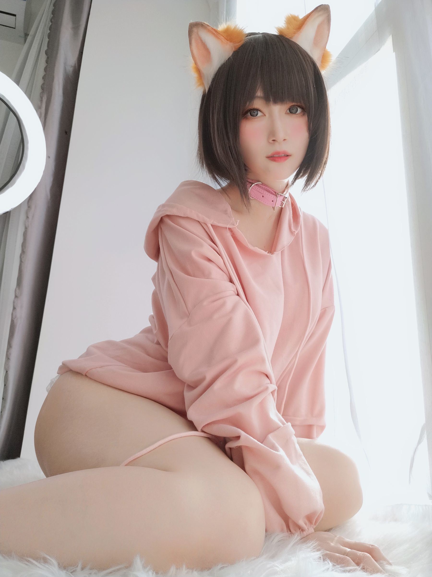 コスプレ福利] コスプレイヤーお姉さん白銀 - ピンク狐