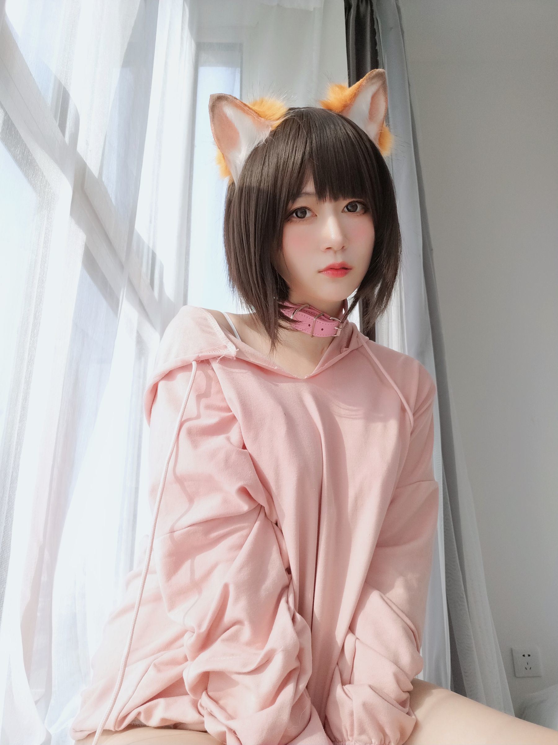 コスプレ福利] コスプレイヤーお姉さん白銀 - ピンク狐