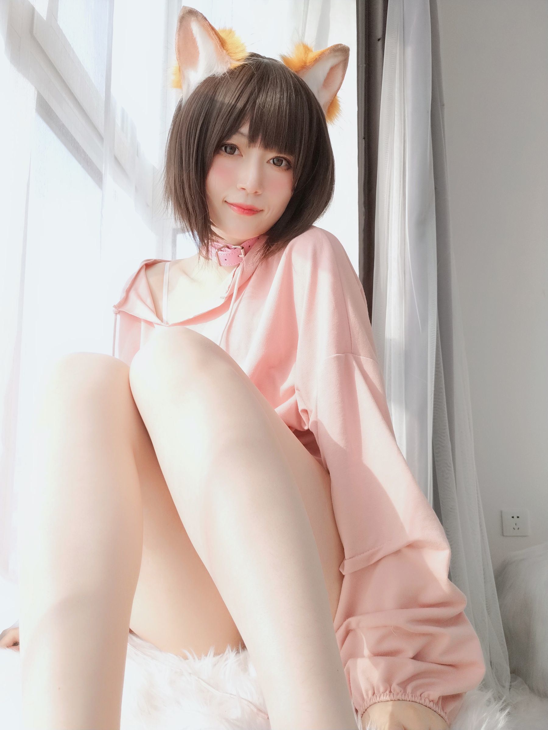 コスプレ福利] コスプレイヤーお姉さん白銀 - ピンク狐