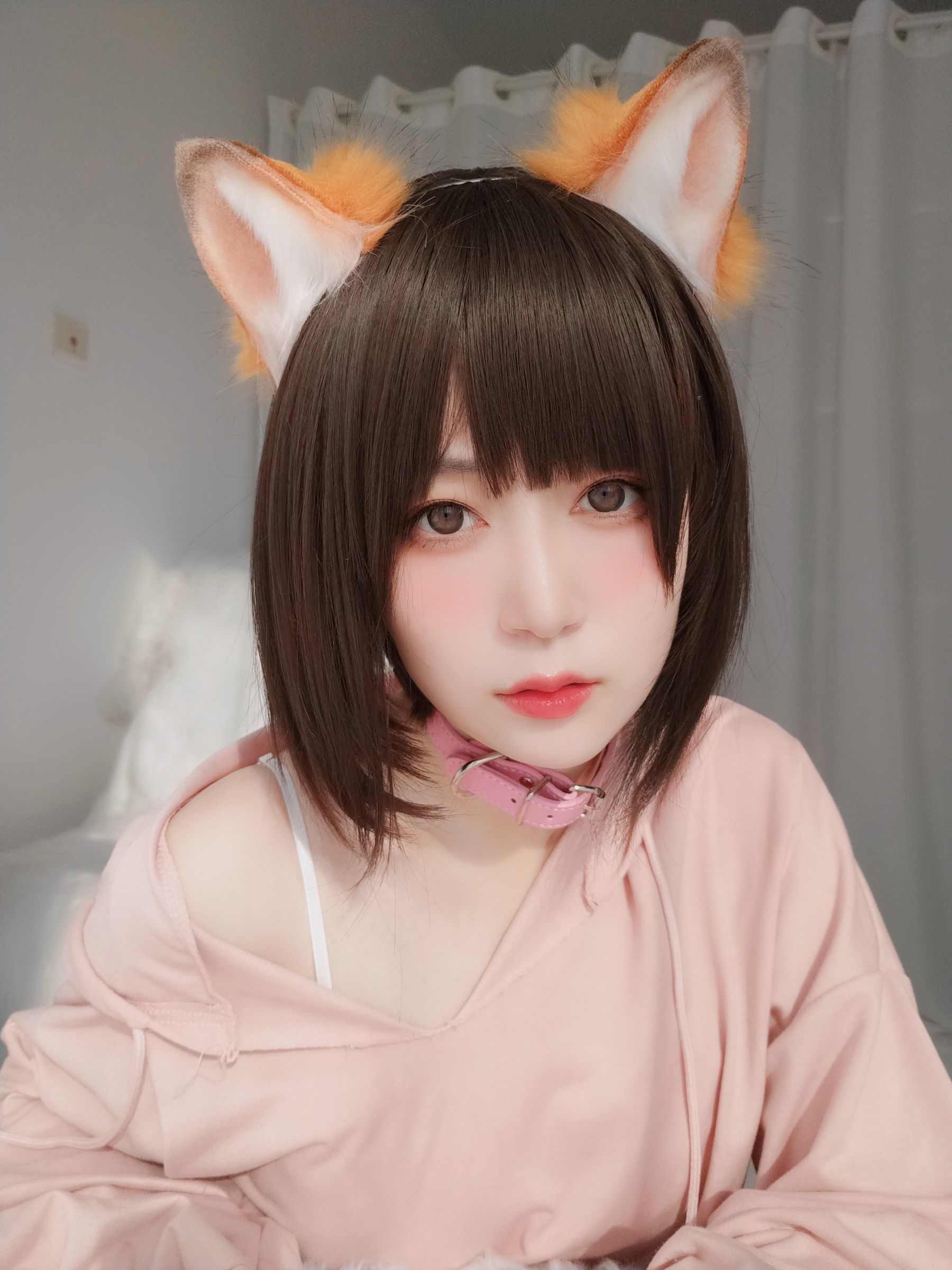コスプレ福利] コスプレイヤーお姉さん白銀 - ピンク狐