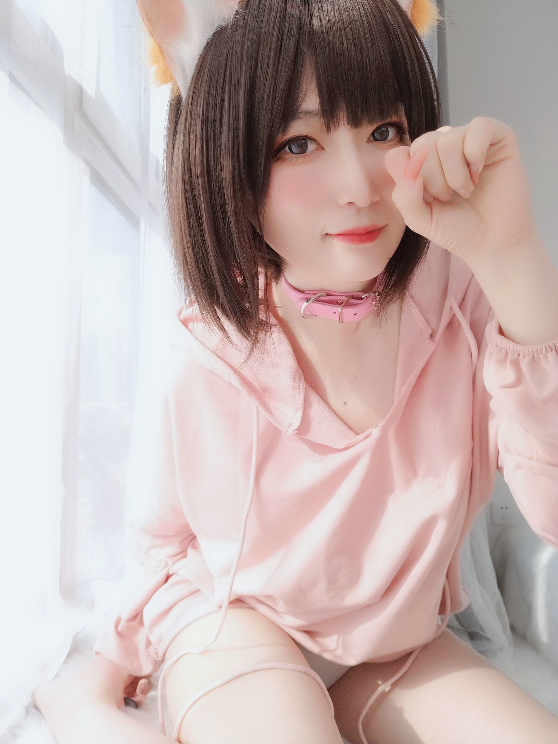 コスプレ福利] コスプレイヤーお姉さん白銀 - ピンク狐