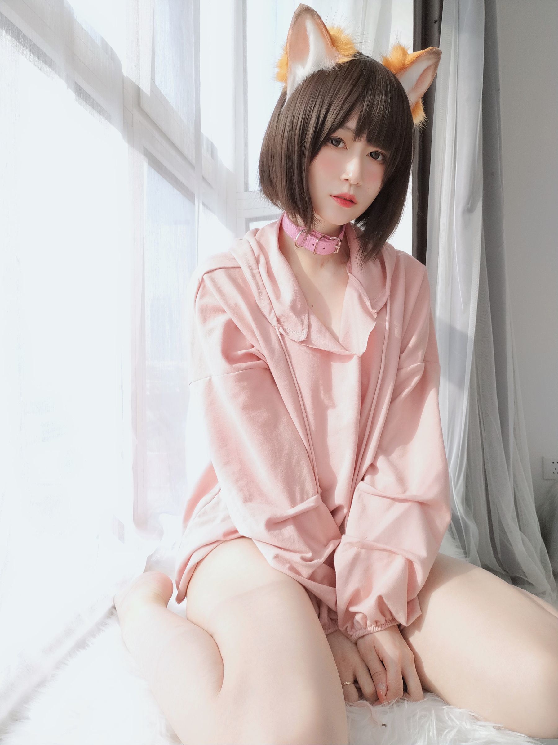 コスプレ福利] コスプレイヤーお姉さん白銀 - ピンク狐