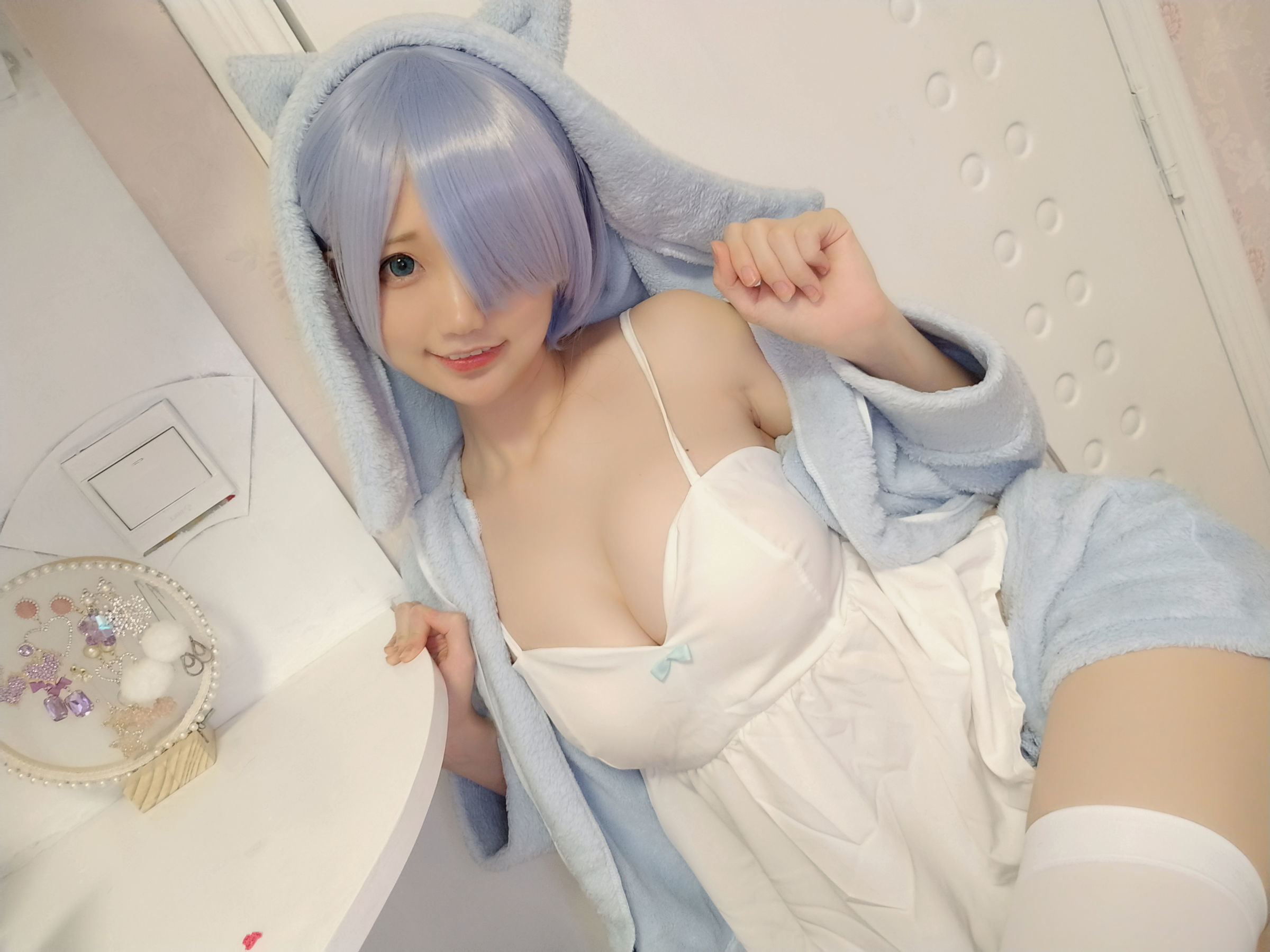 COS福利] 娜吉莎魔物喵[fantia] - 雷姆-貓耳睡衣