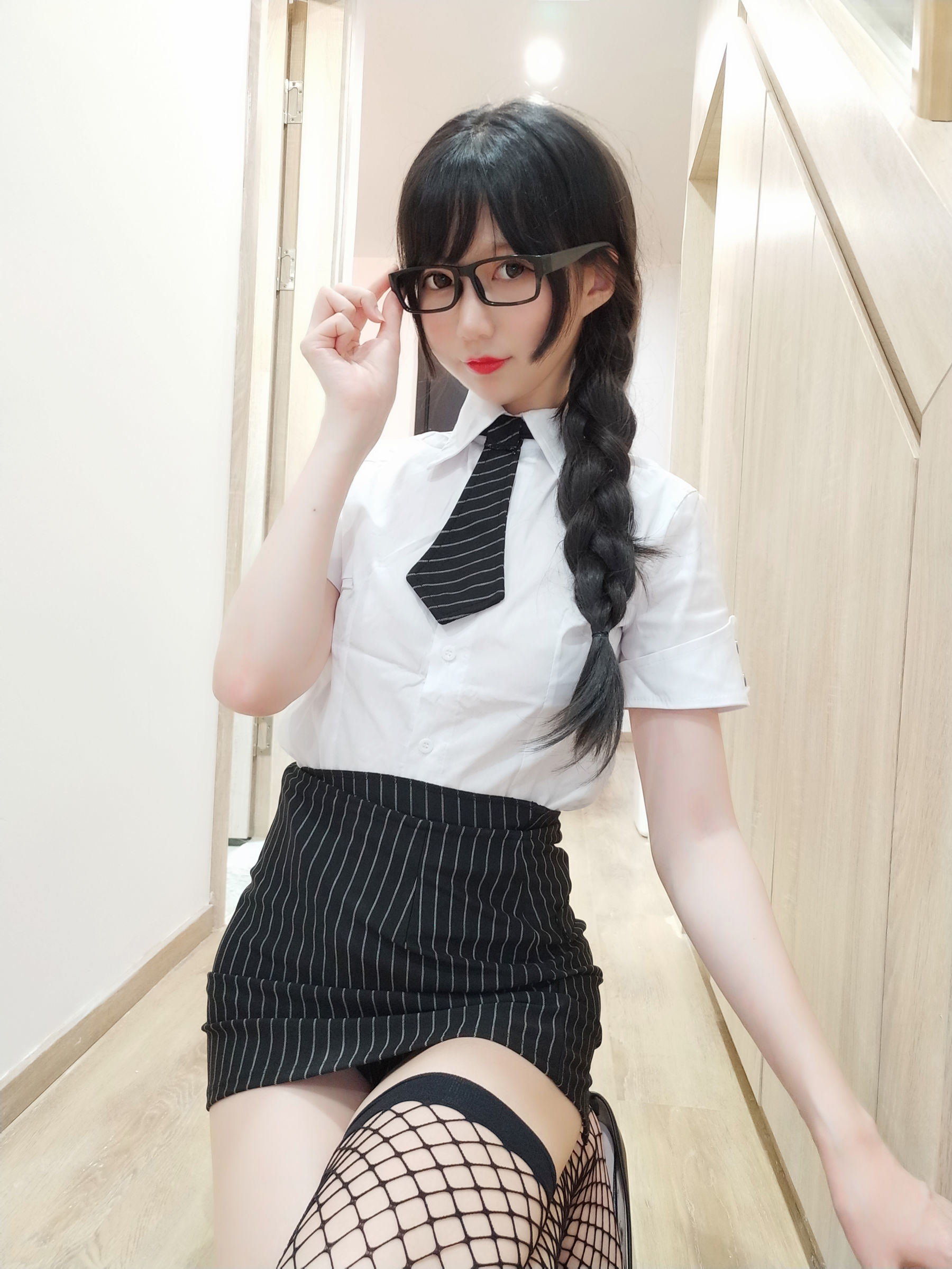COS Phúc Lợi] NAGISA Yêu Quái Mèo [fantia] - Vớ Lưới Đen OL~~~