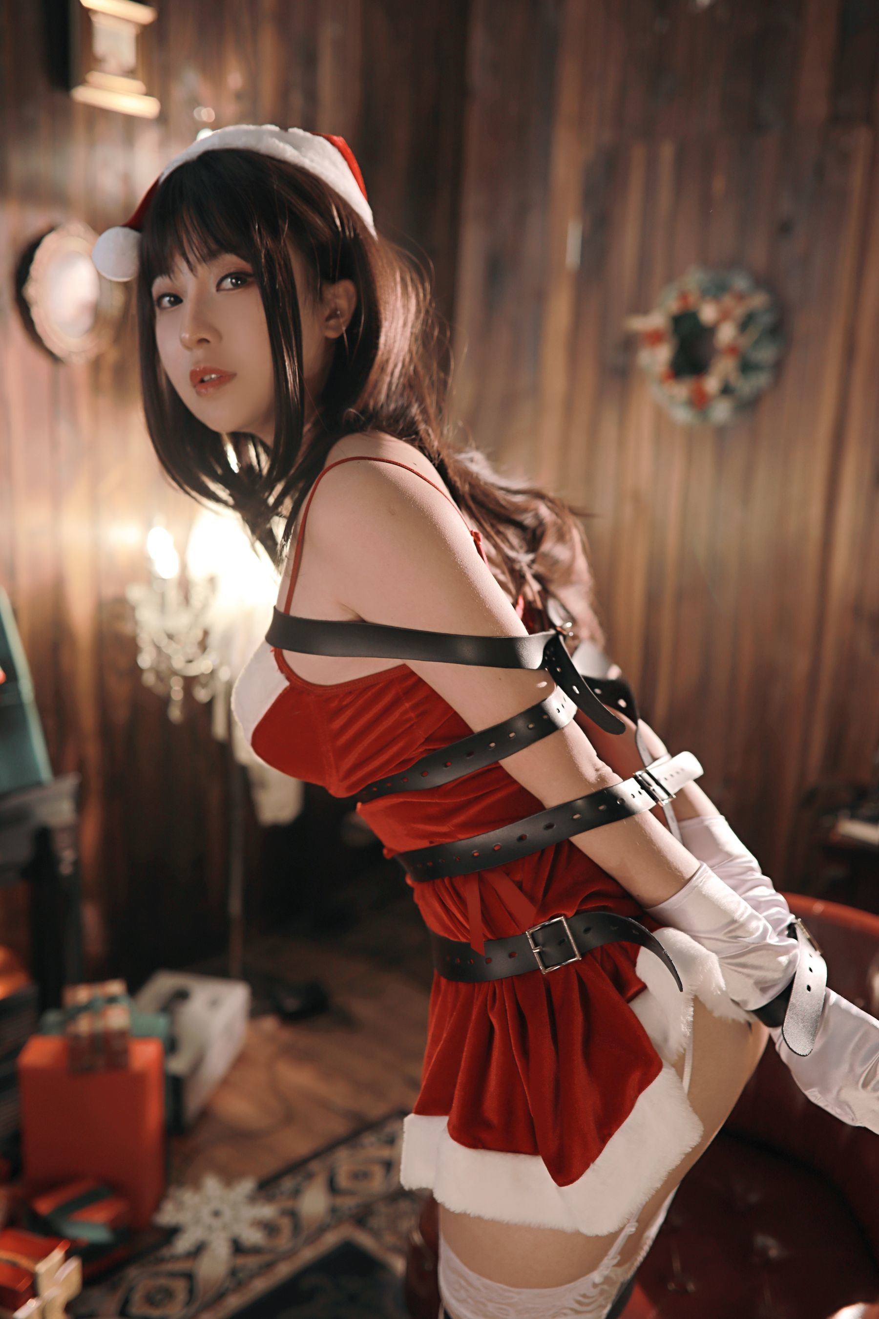 COS Welfare] Xiao Rong Zai Gu Gu Gu - Christmas Gifts × Binding