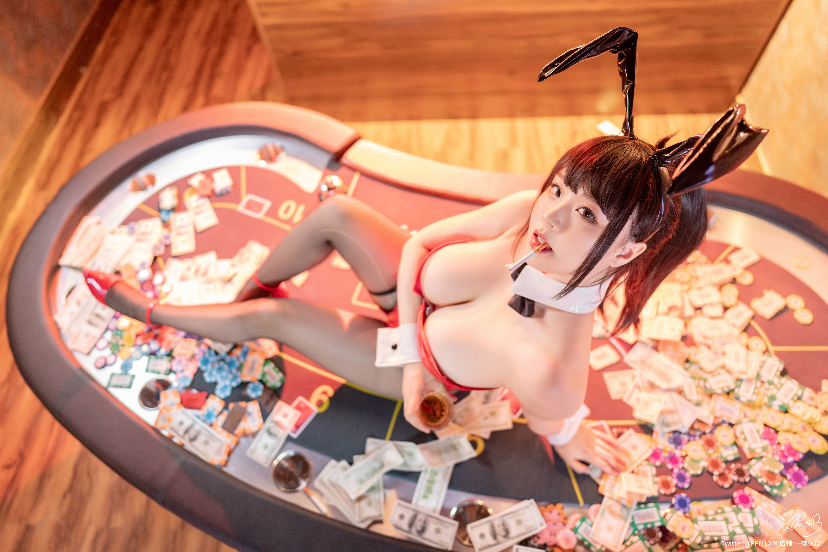 COS Welfare] Pipi Nai is so adorable! - New Year's Bunny Girl