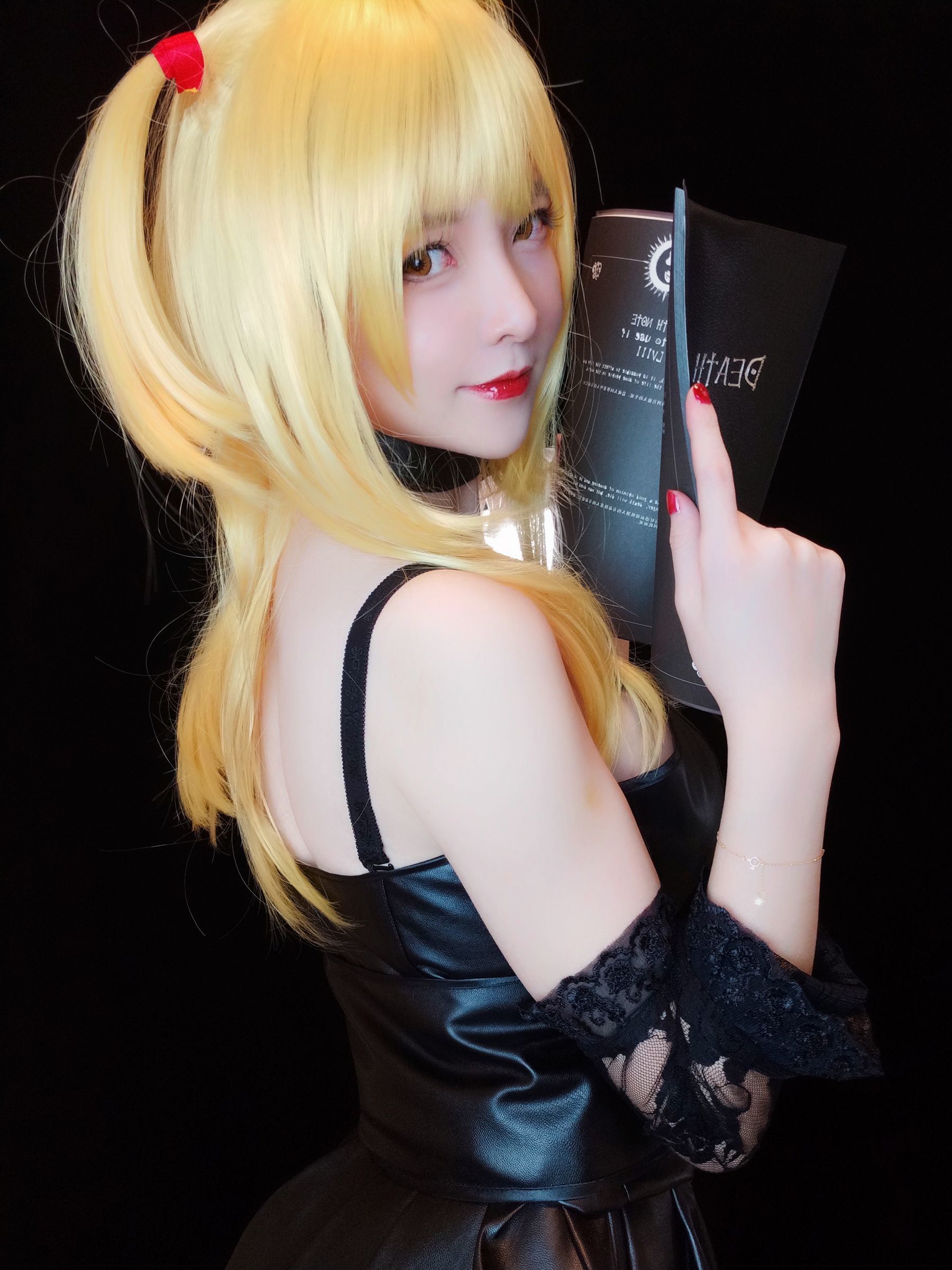 COS Phúc lợi] Y Xiao Yang Ze - Misa Amane cos