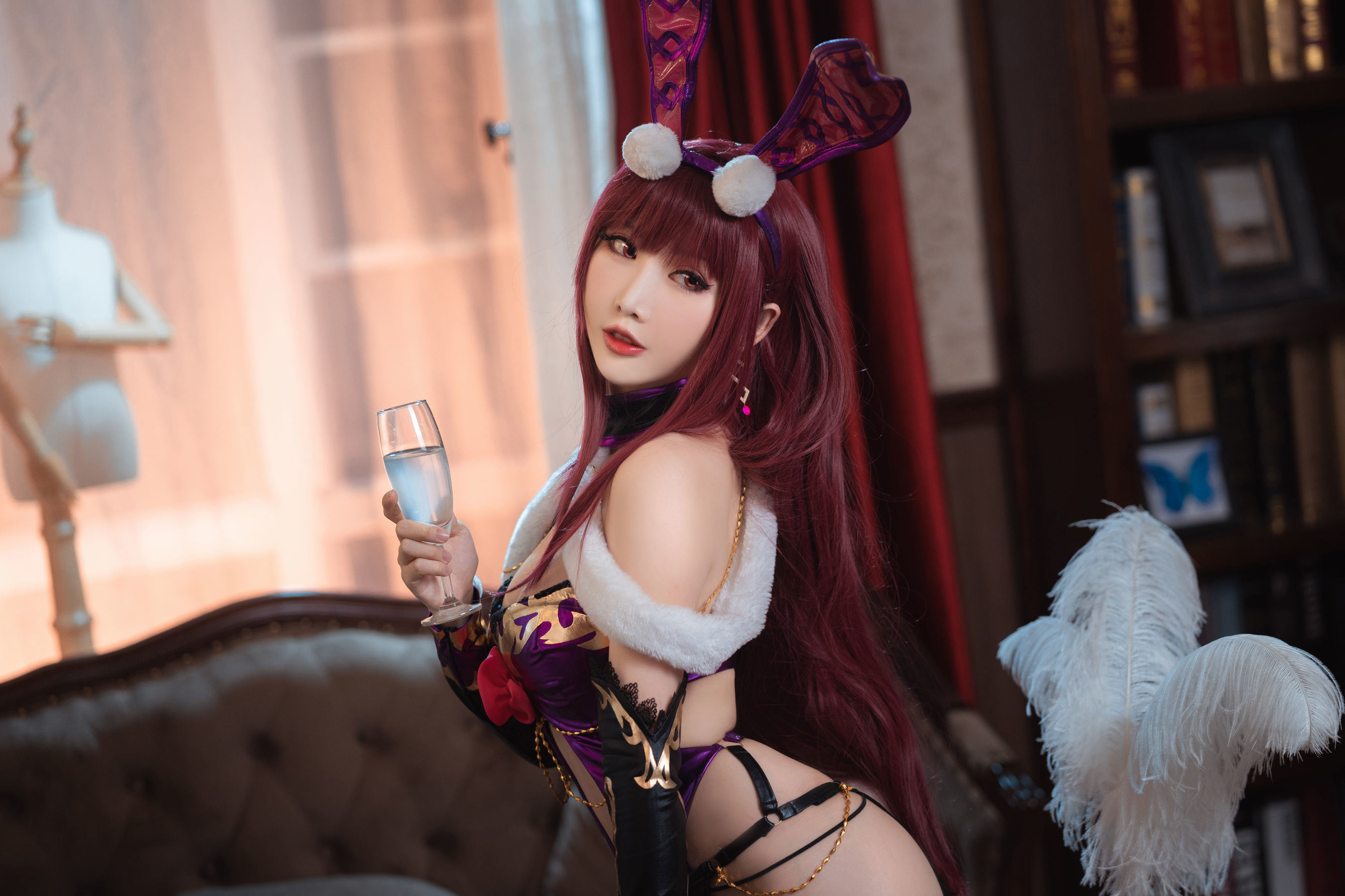 Cosplay Welfare] Cute Popular Cosplayer Mian Bing Xian Er - Scathach Bunny Girl