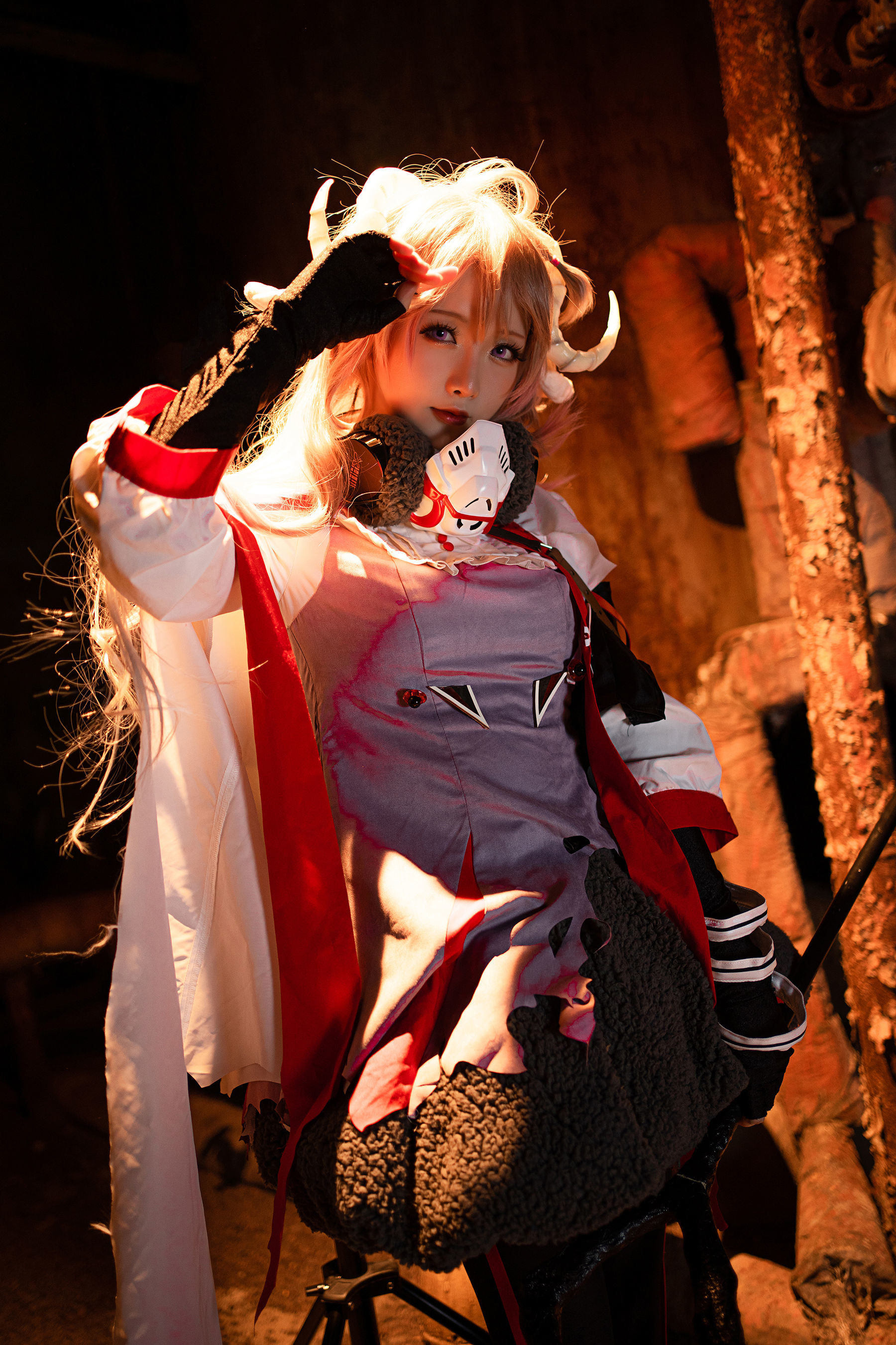 COS Welfare] Coser Miss Xing Zhi Chi Chi - Arknights Eyjafjalla