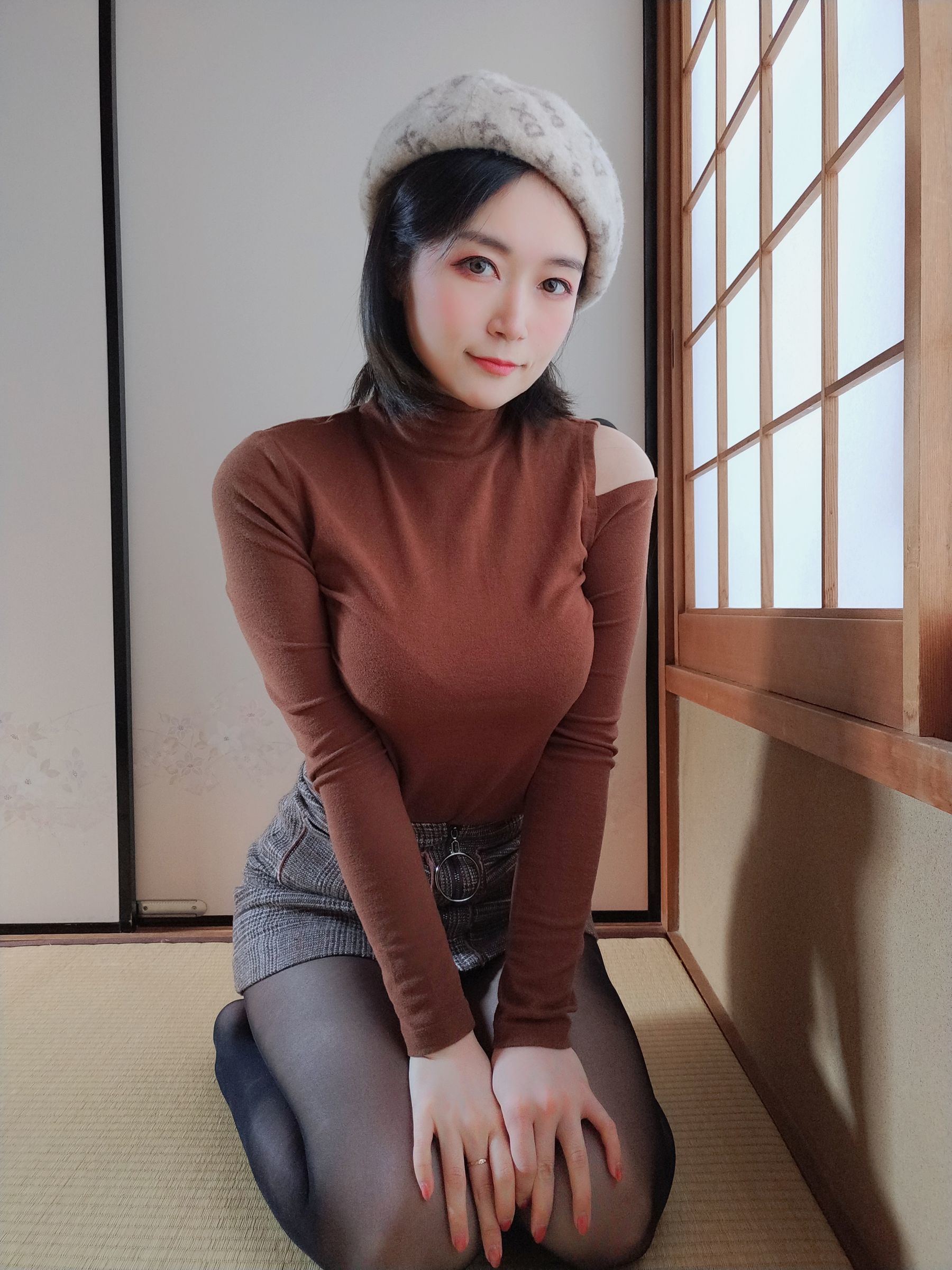 [COS福利] Coser小姐姐白银 - 甜蜜回忆