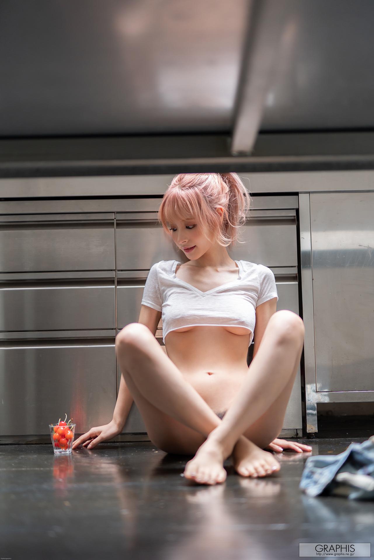 格拉菲斯] Kana Momonogi 桃乃木佳奈 180P