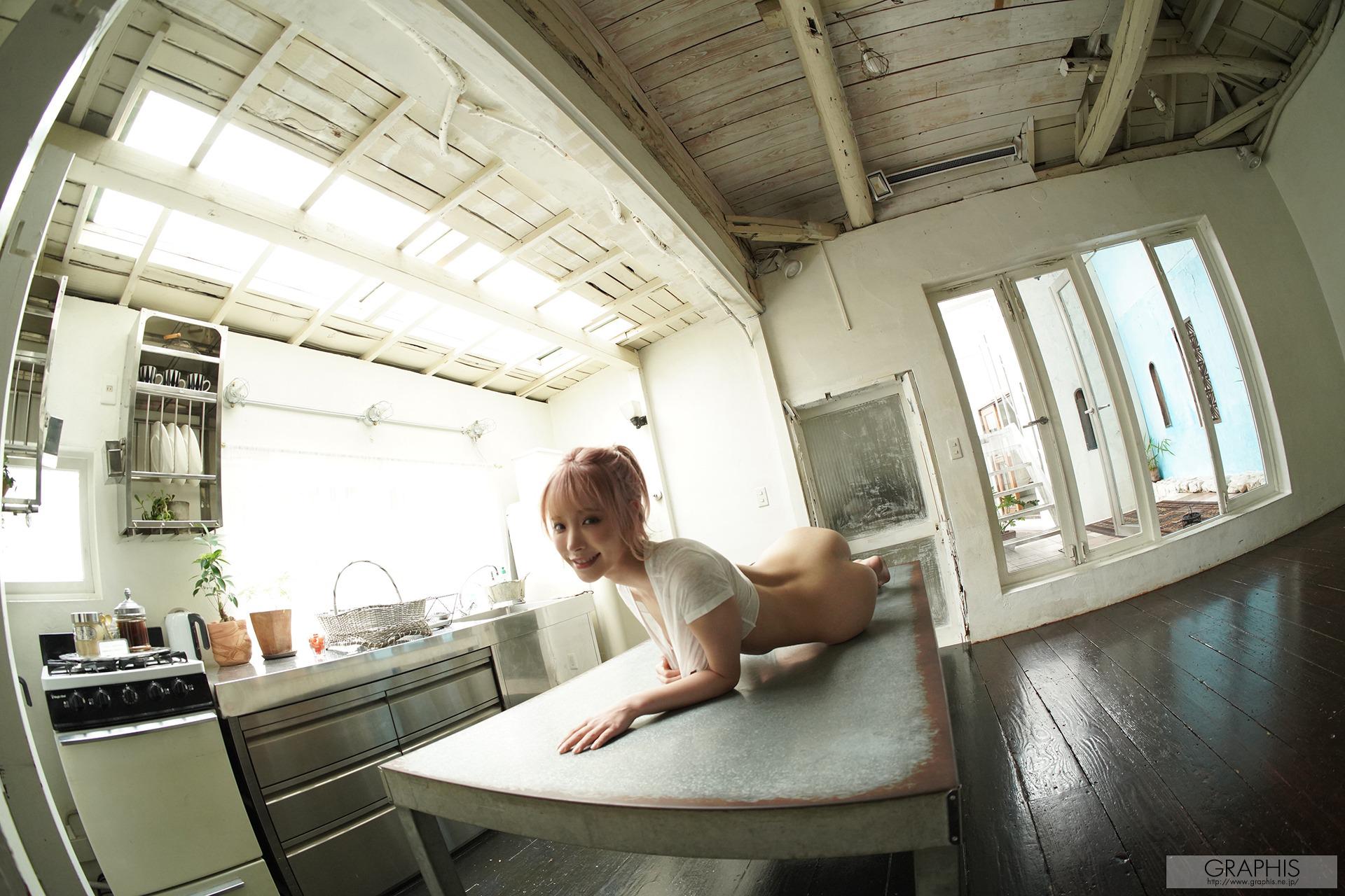 [Graphis] Kana Momonogi 桃乃木かな 180P