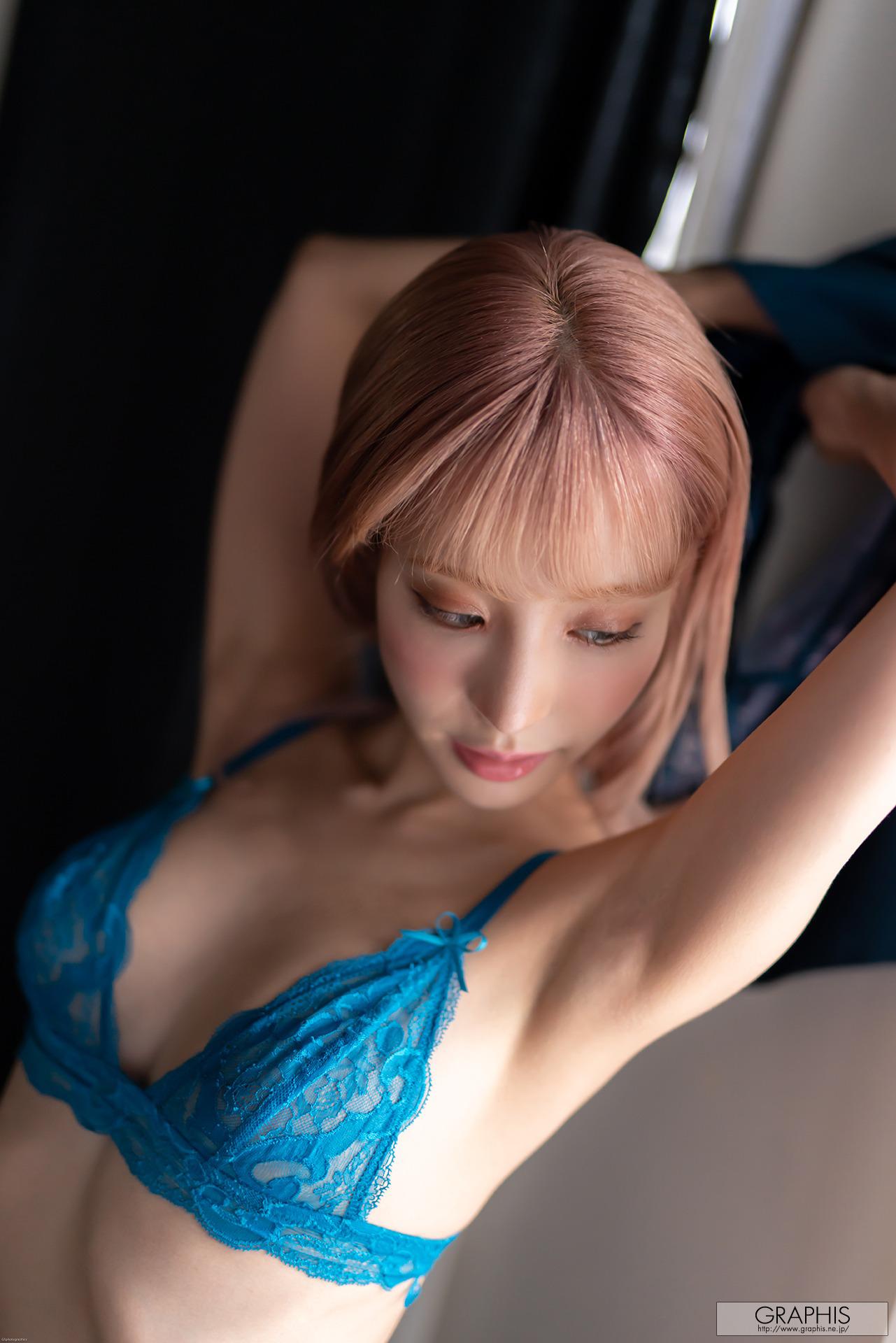 格拉菲斯] Kana Momonogi 桃乃木佳奈 180P