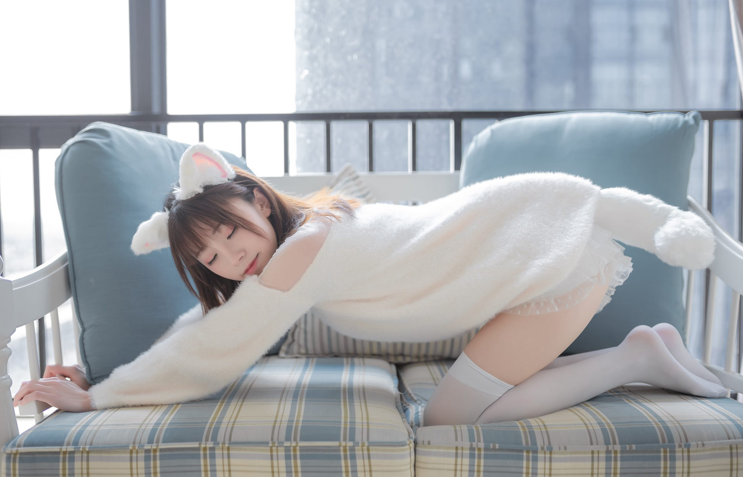 綺太郎白絲美腿大尺度美腿高清cosplay超污圖