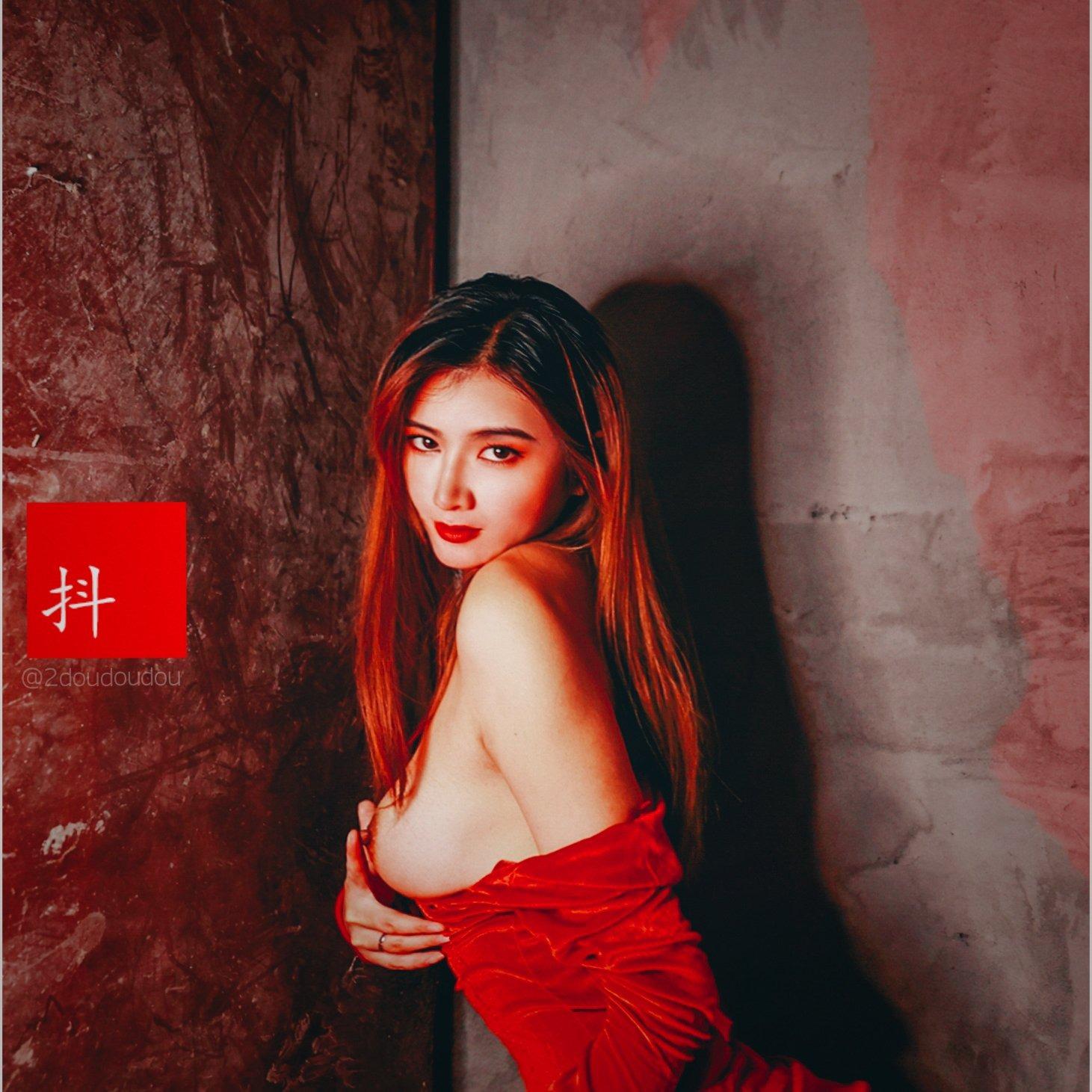 Dark Tone Photographer - Dou Shu Works Collection [202P