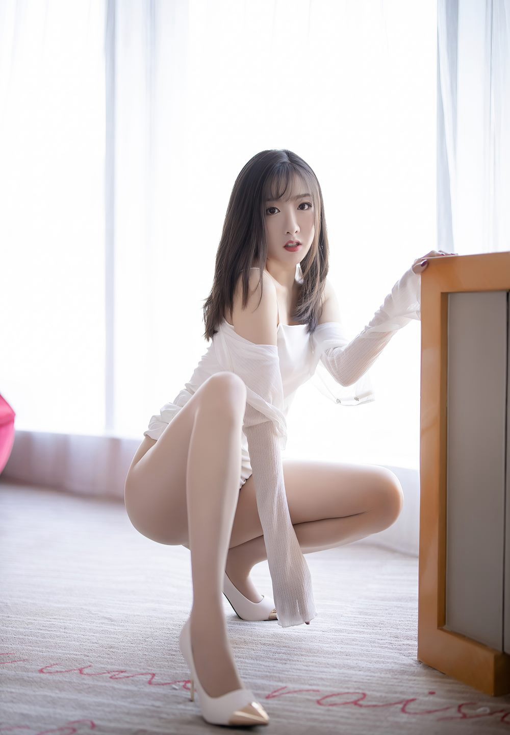 蜜桃醬性感極品長腿肉絲襪高跟高清圖足控福利