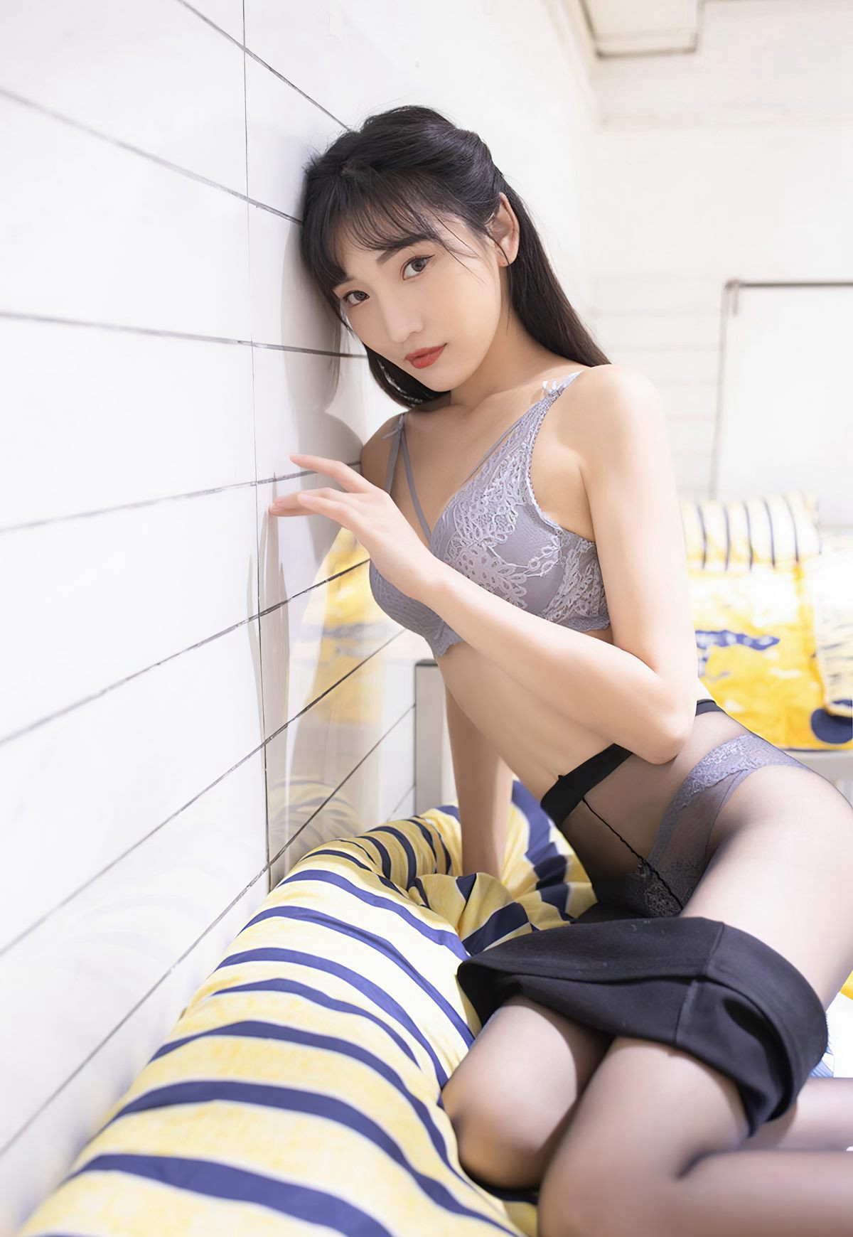 陸萱萱極品黑絲性感空姐制服誘惑高跟美腿玉足高清圖