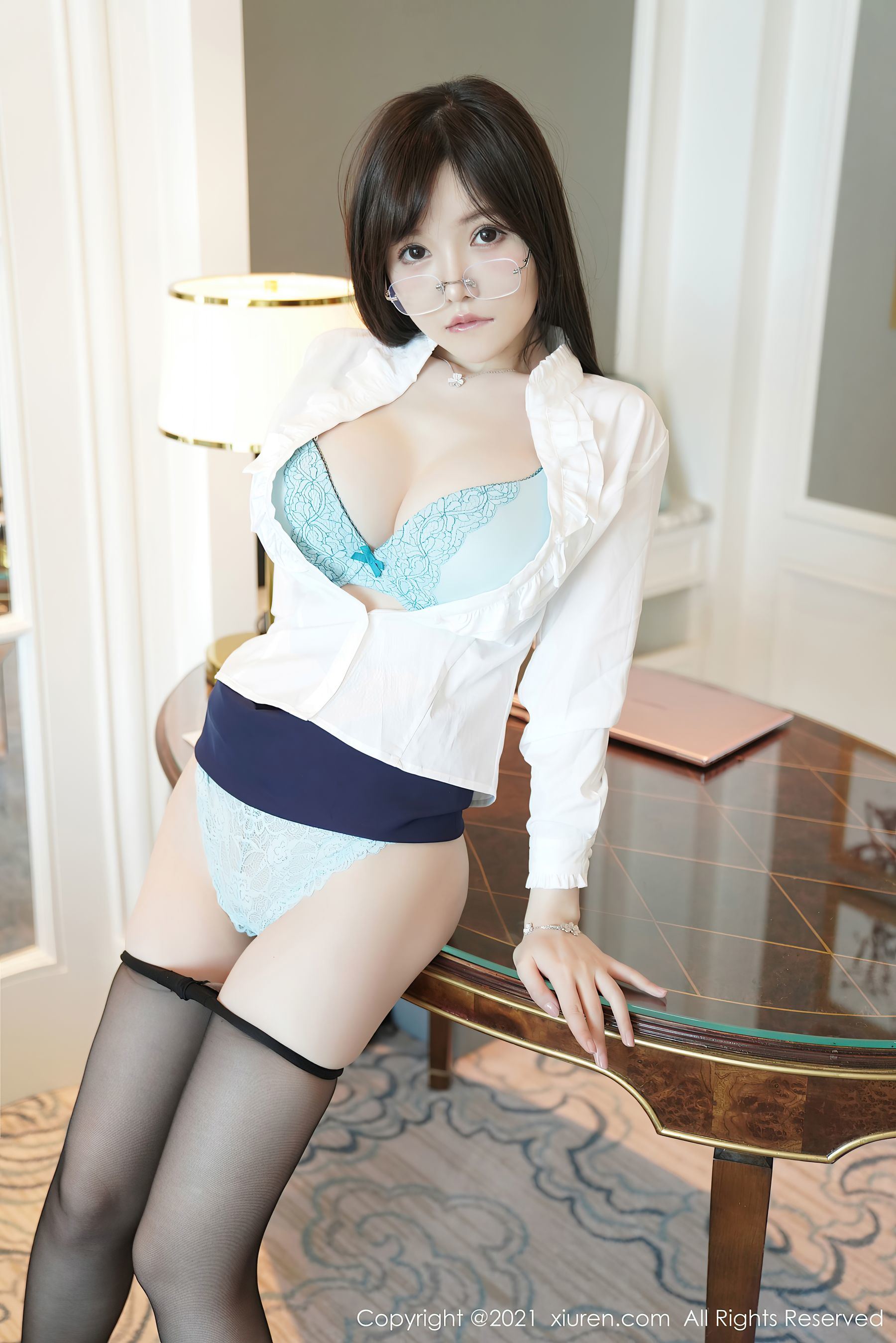 XIUREN] Số 3026 MINI babe