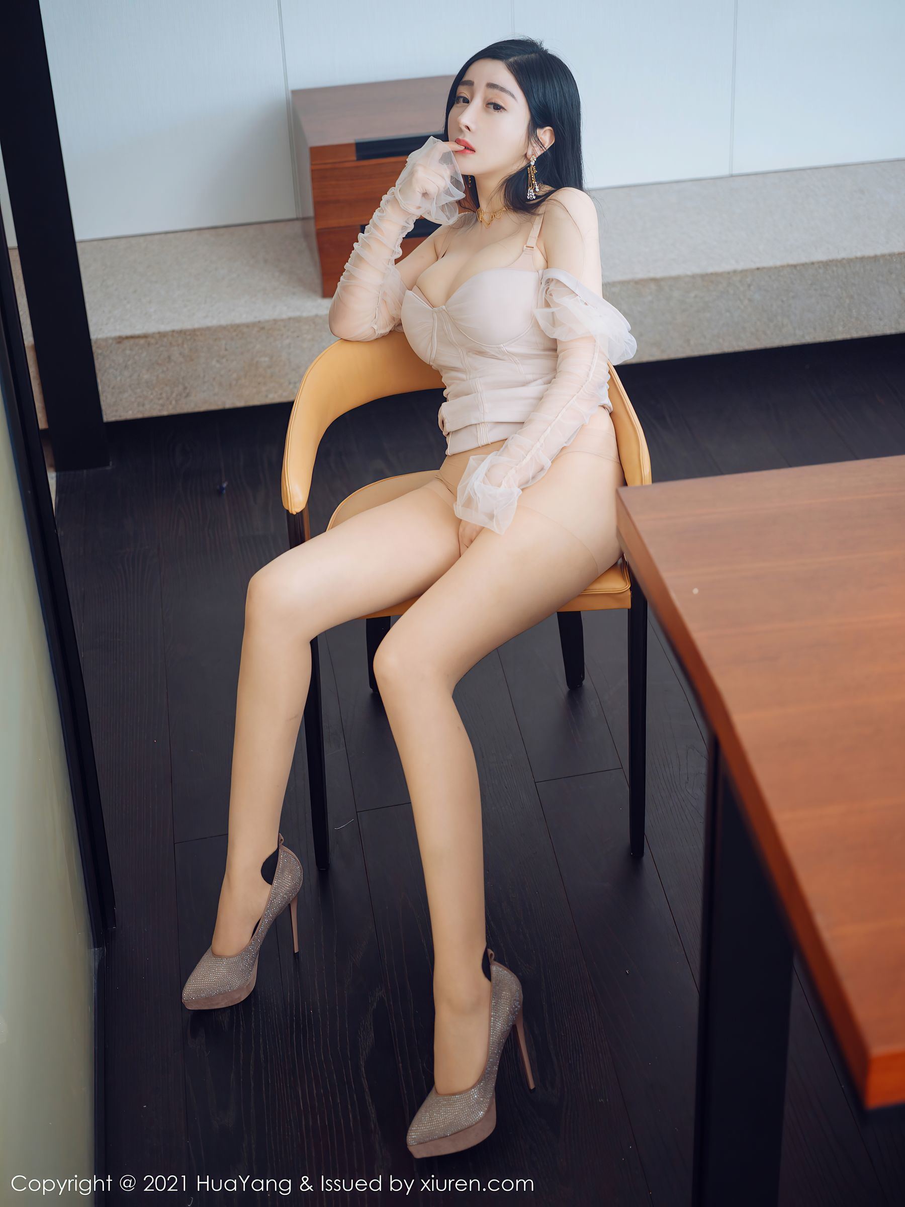 [花漾HuaYang] VOL.346 允尔