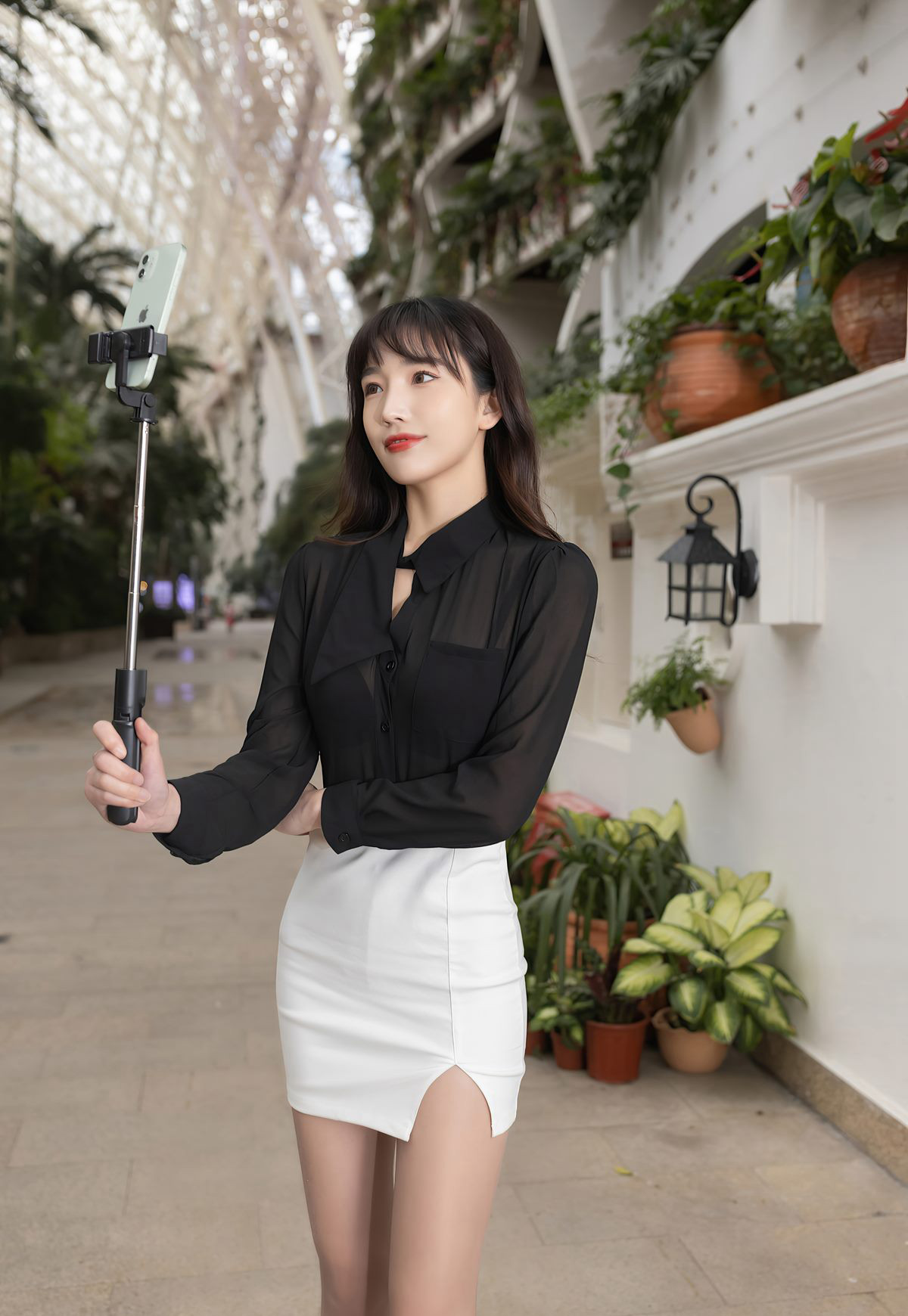 性感秘書陸萱萱風騷肉絲襪包臀裙極品美腿高清美女圖片